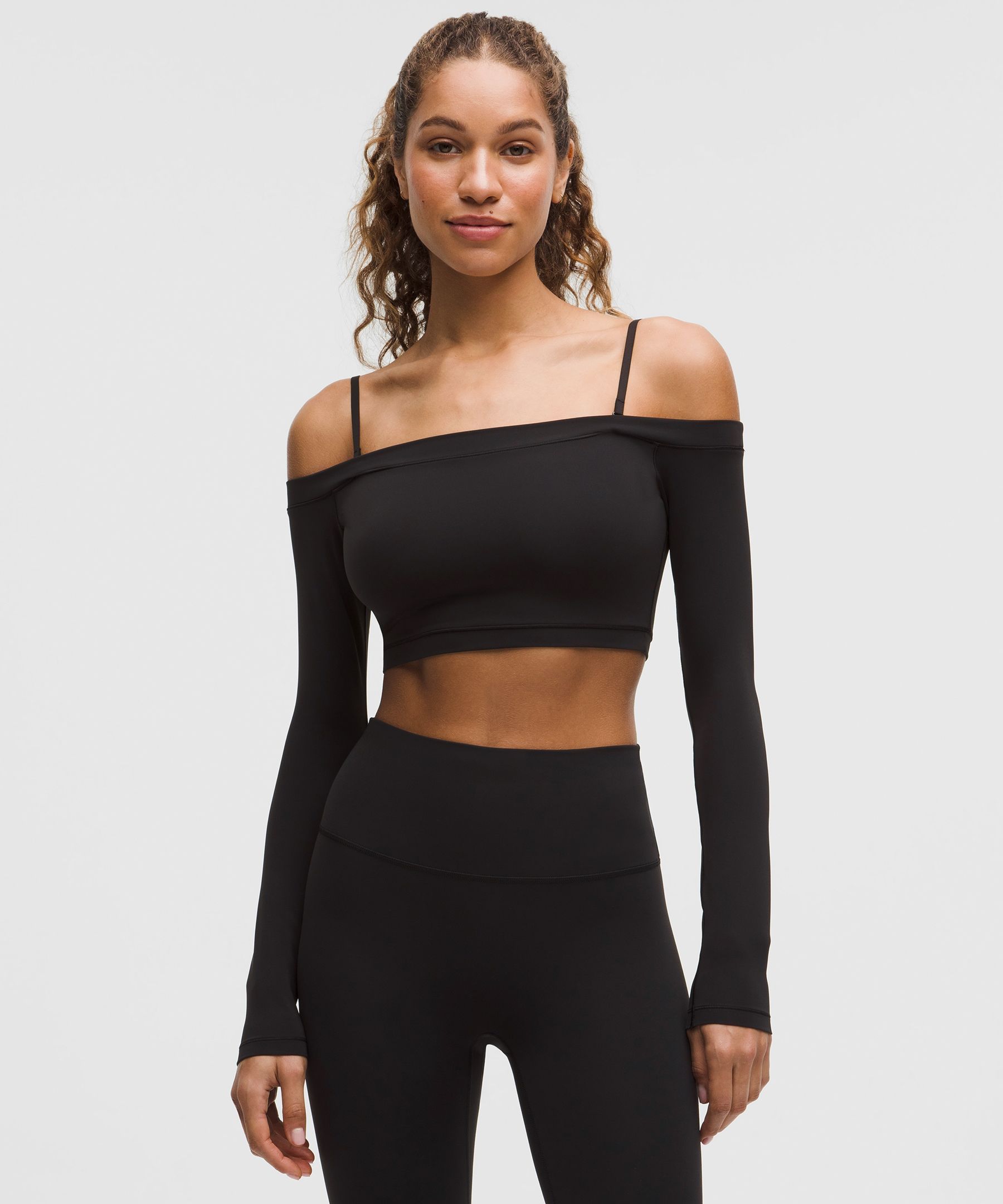 Wunder Train Off-Shoulder Long-Sleeve Shirt