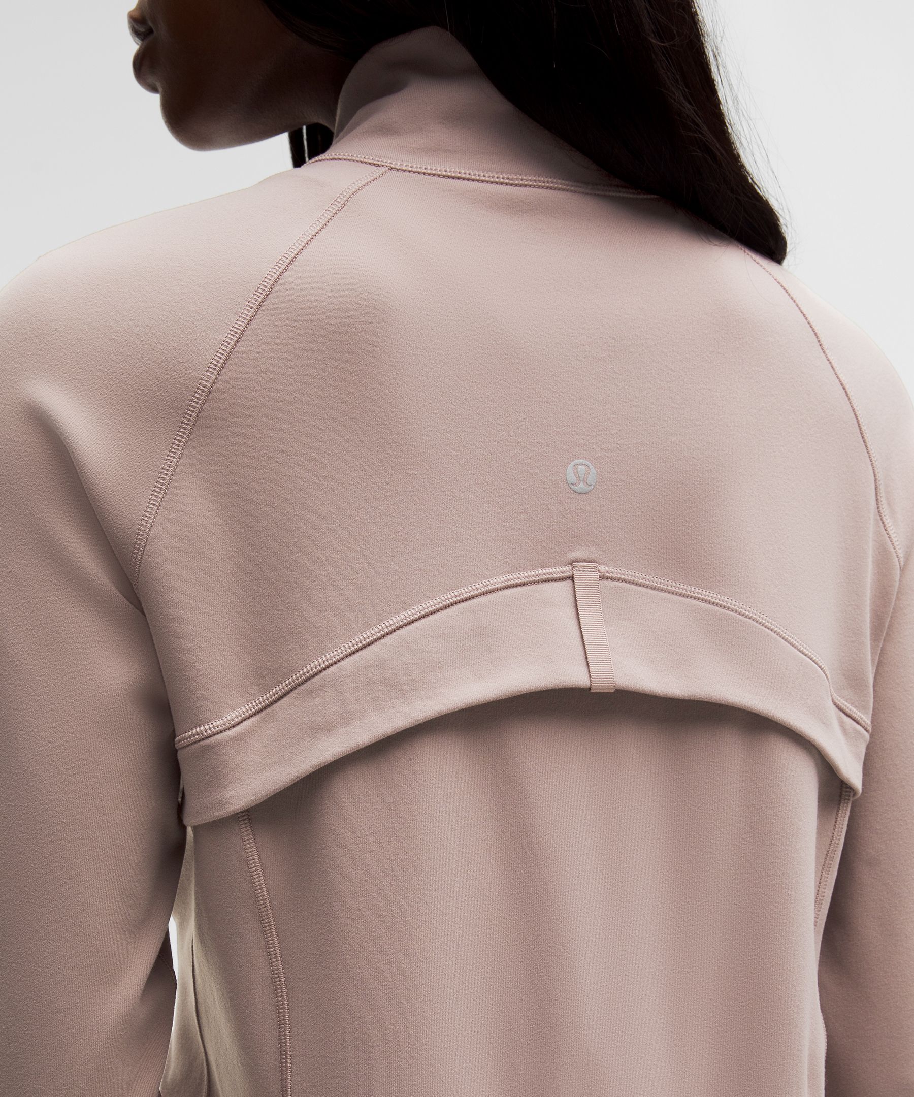 Define Track Jacket *Luon