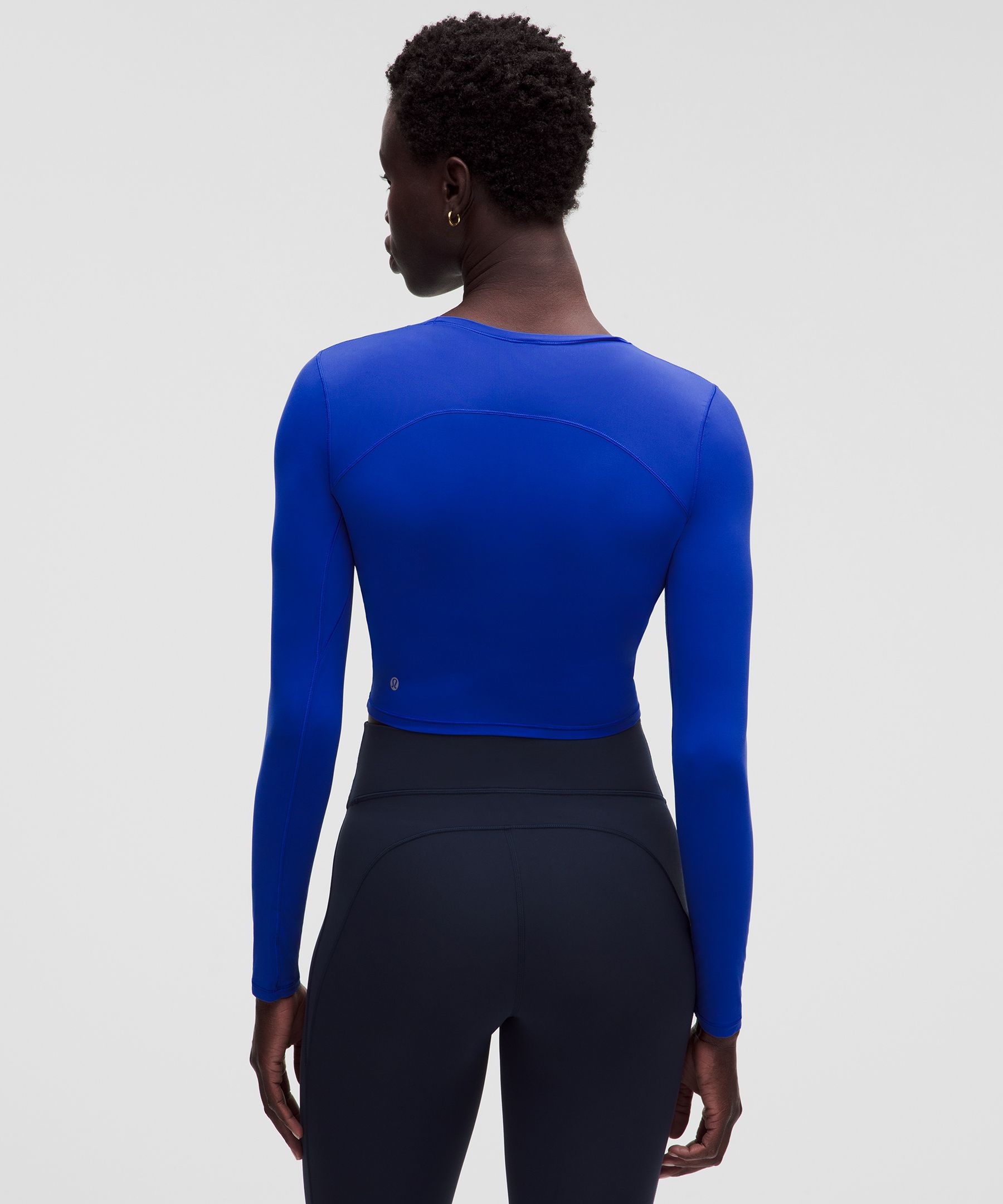 Unrestricted Power Cropped Long-Sleeve Shirt