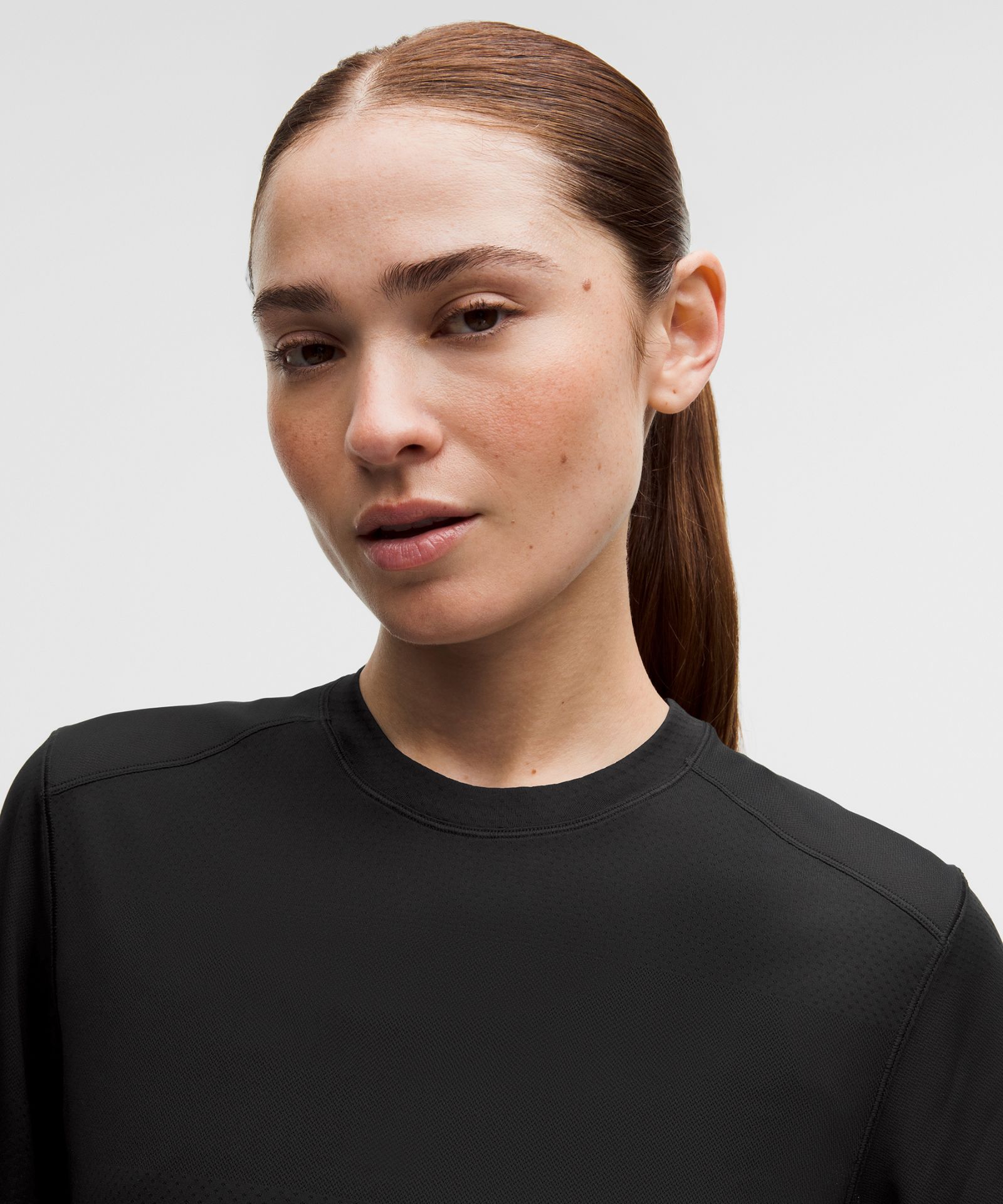 Женская футболка Lululemon Fast and Free Short-Sleeve — фото 4