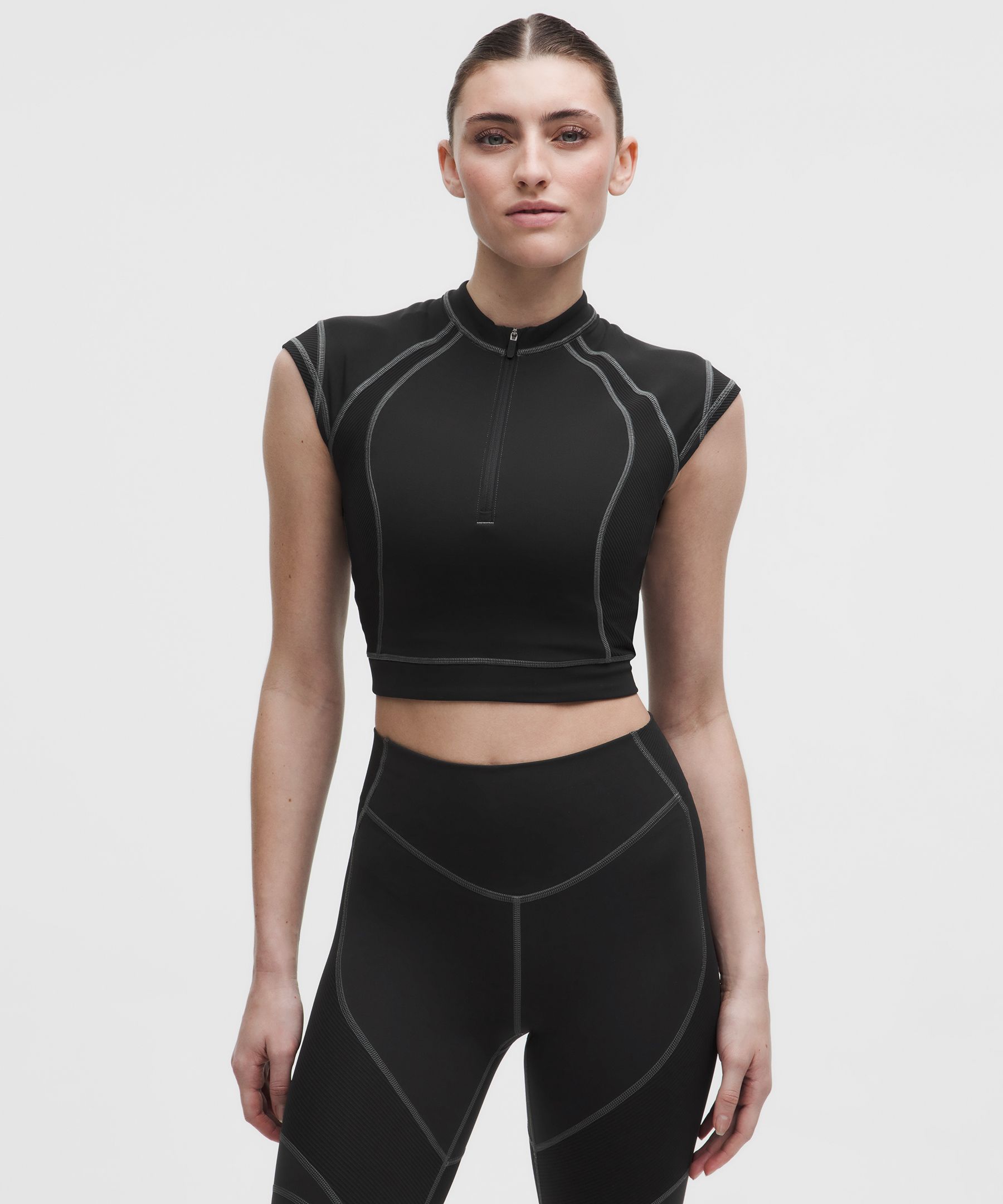 lululemon – Women’s Everlux Panelled Short-Sleeve Shirt – Color Black – Size Medium