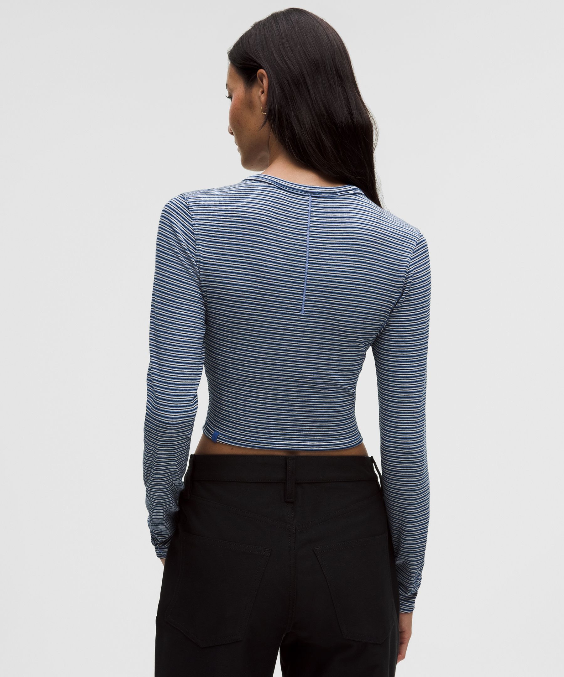Hold Tight Straight-Hem Cropped Long-Sleeve Shirt