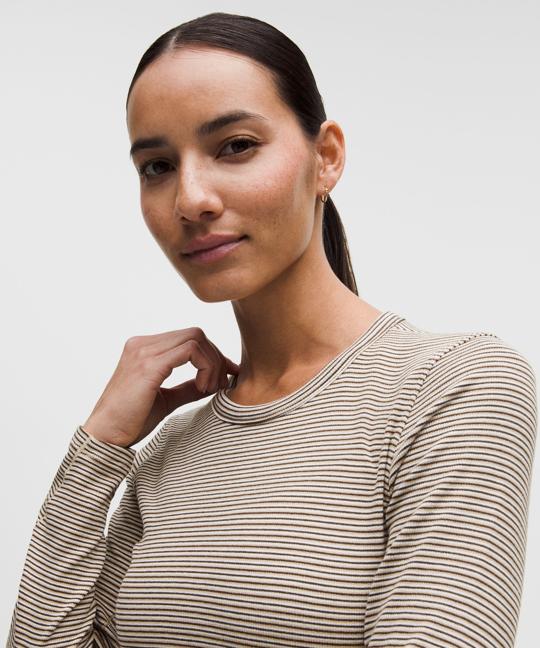 Hold Tight Straight-Hem Cropped Long-Sleeve Shirt