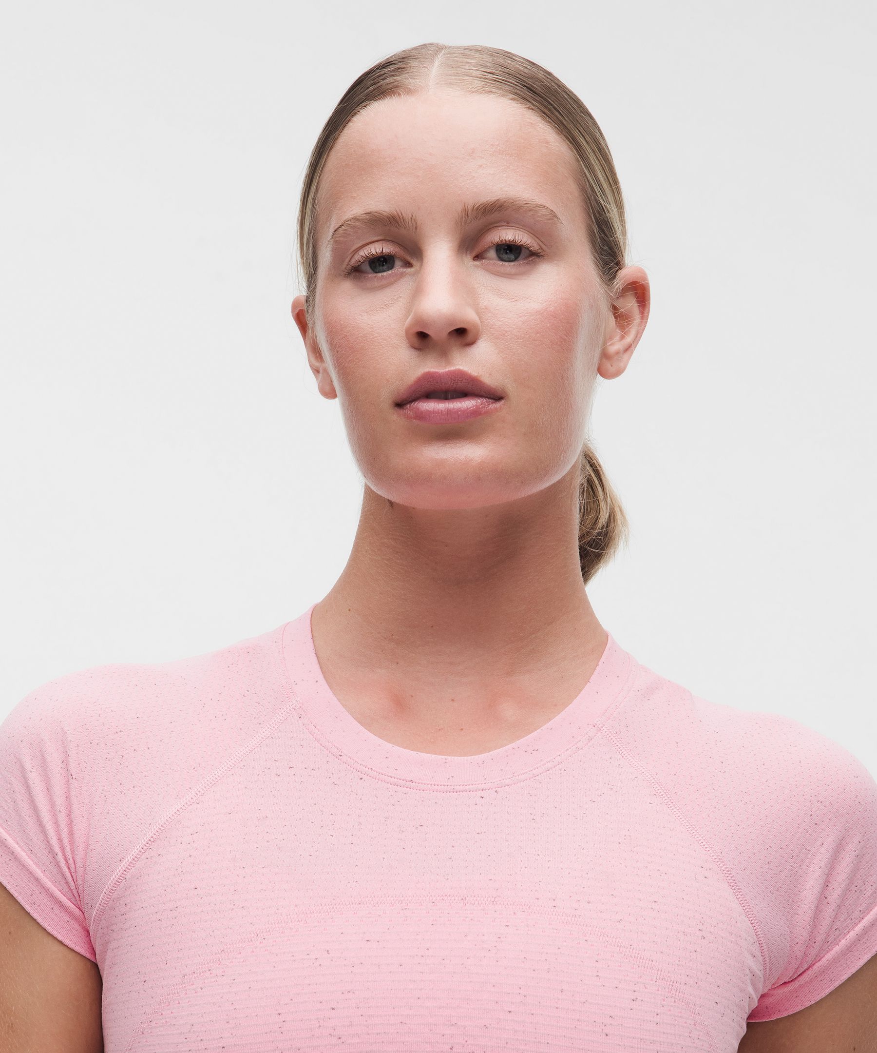 Swiftly Tech Cropped Short-Sleeve Shirt 2.0