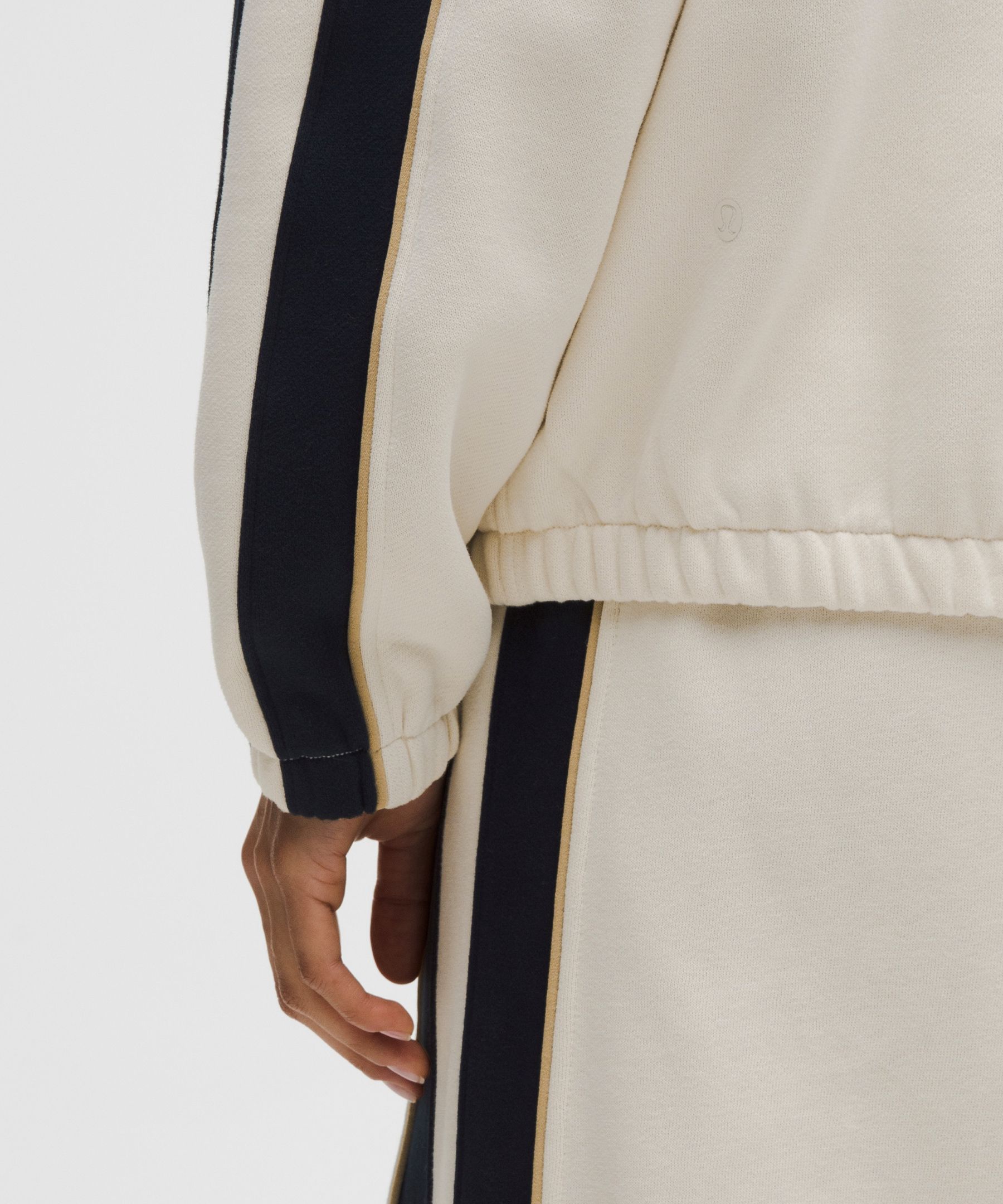 Sudadera de corte holgado Steady State con cremallera completa y cuello chimenea para mujer *Rayas