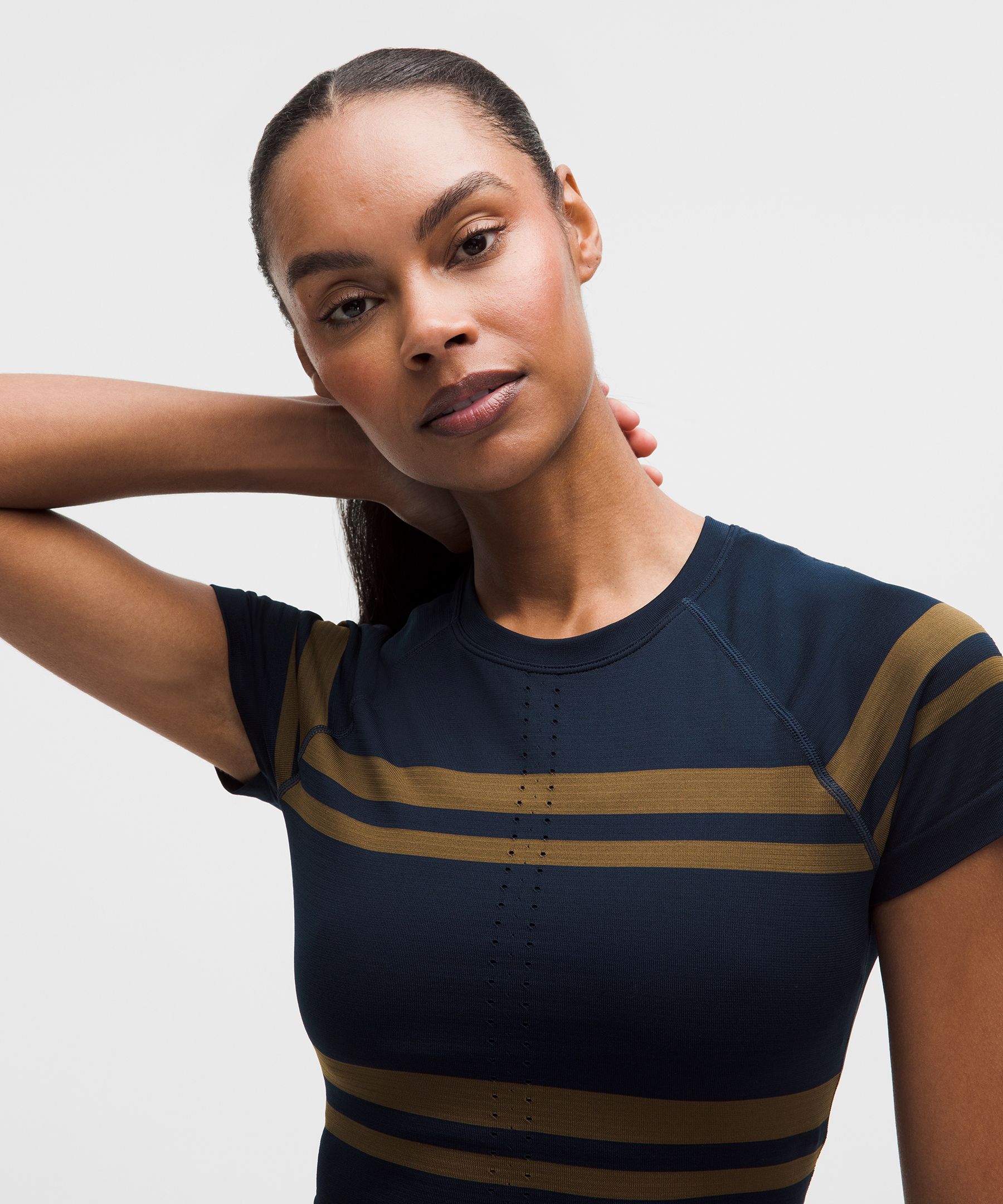 Swiftly Tech Cropped Short-Sleeve Shirt 2.0 *Stripe