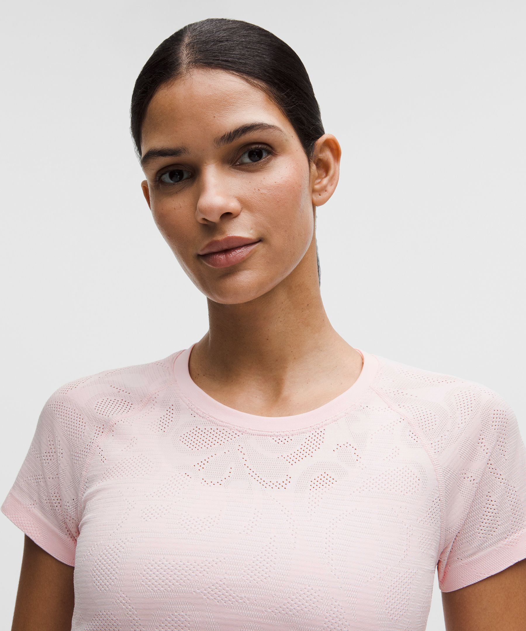 Swiftly Tech Short-Sleeve Shirt 2.0 Hip Length *Paisley