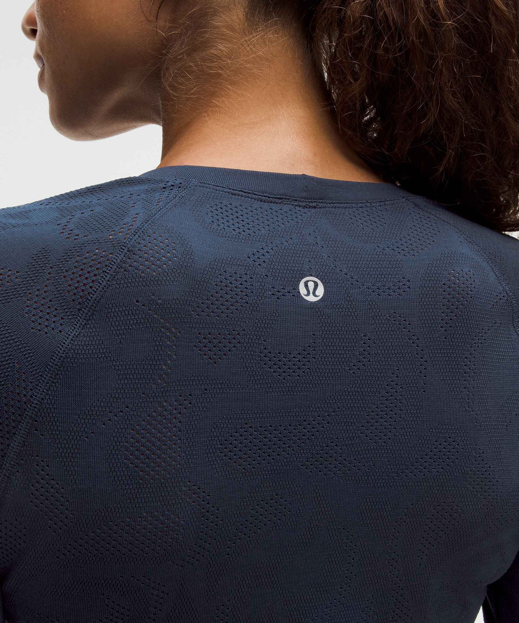 Swiftly Tech Long-Sleeve Shirt 2.0 Waist Length *Paisley