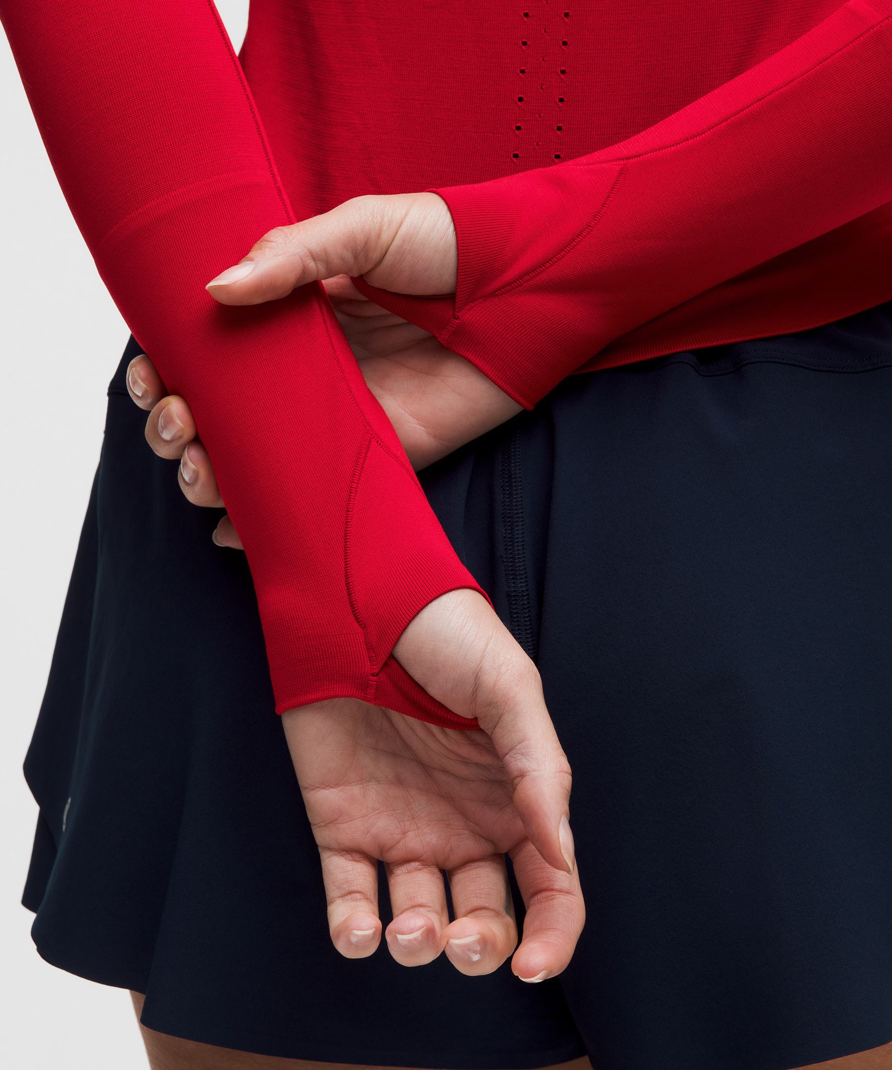 Swiftly Tech Long-Sleeve Shirt 2.0 Waist Length *Stripe