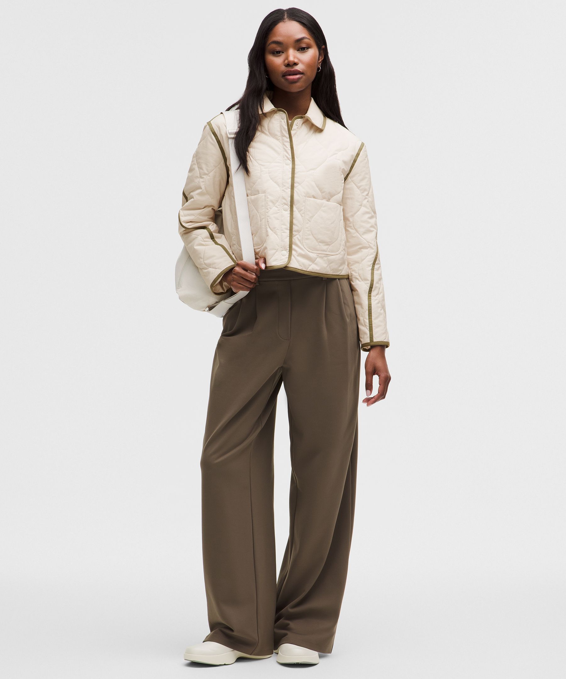 【美品✨】バレンザポー　ラムレザー　キルティングジャケット　中綿入り　金ボタン 美品✨】バレンザポー ラムレザー キルティングジャケット 中綿入り 金