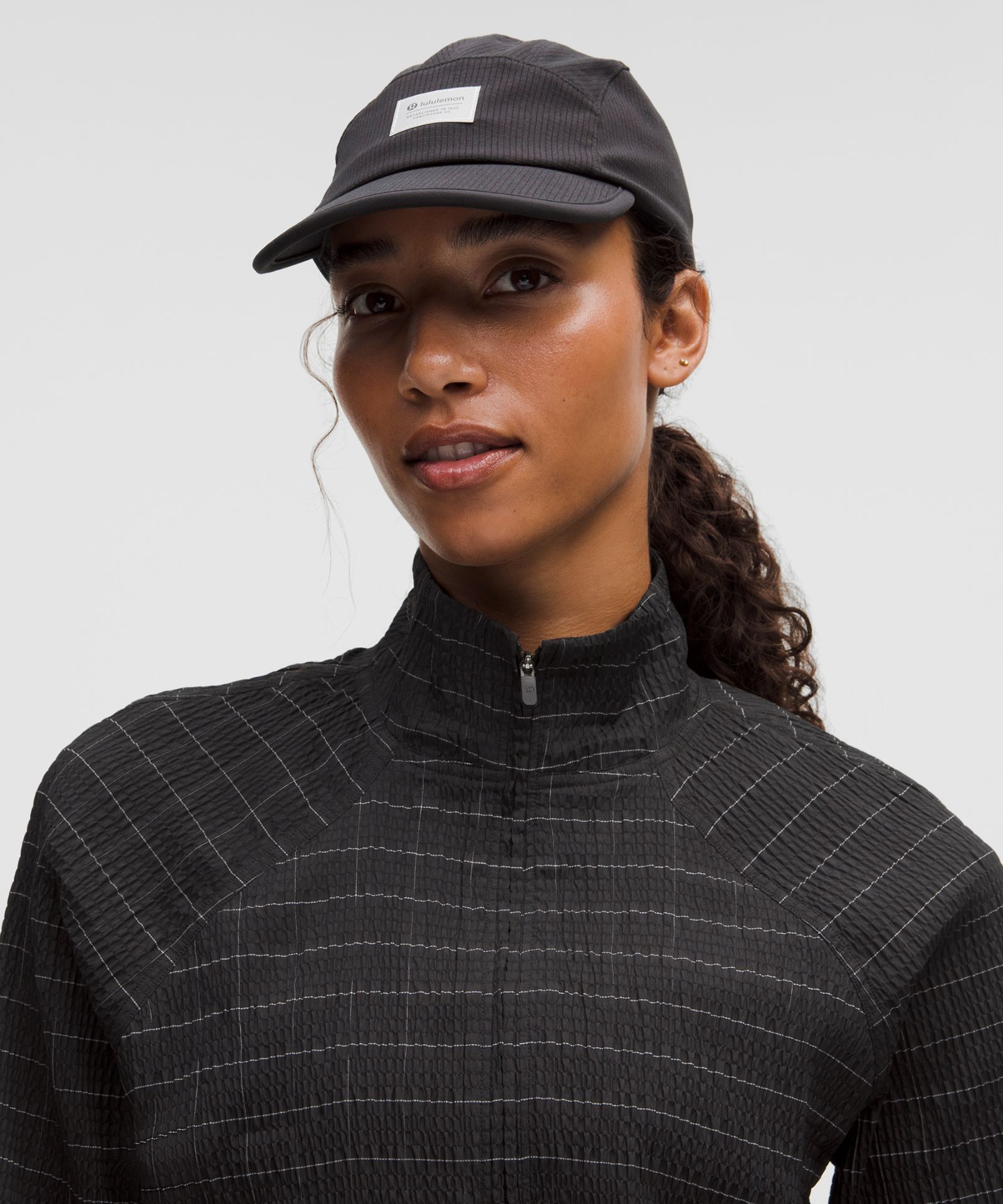 Женская фактурная куртка Lululemon Adapted State — фото 4