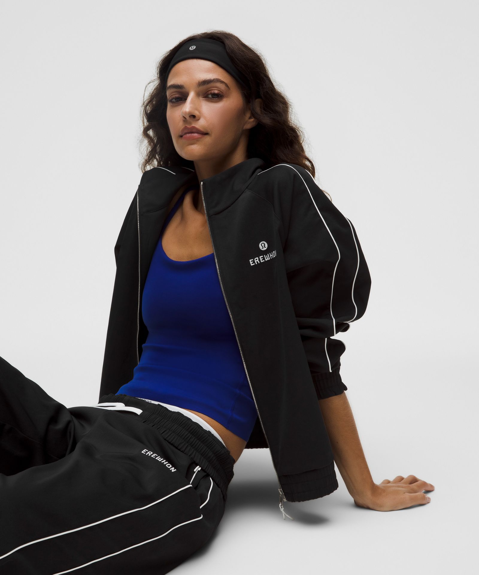Женская куртка Lululemon Brentwood Track — фото 6
