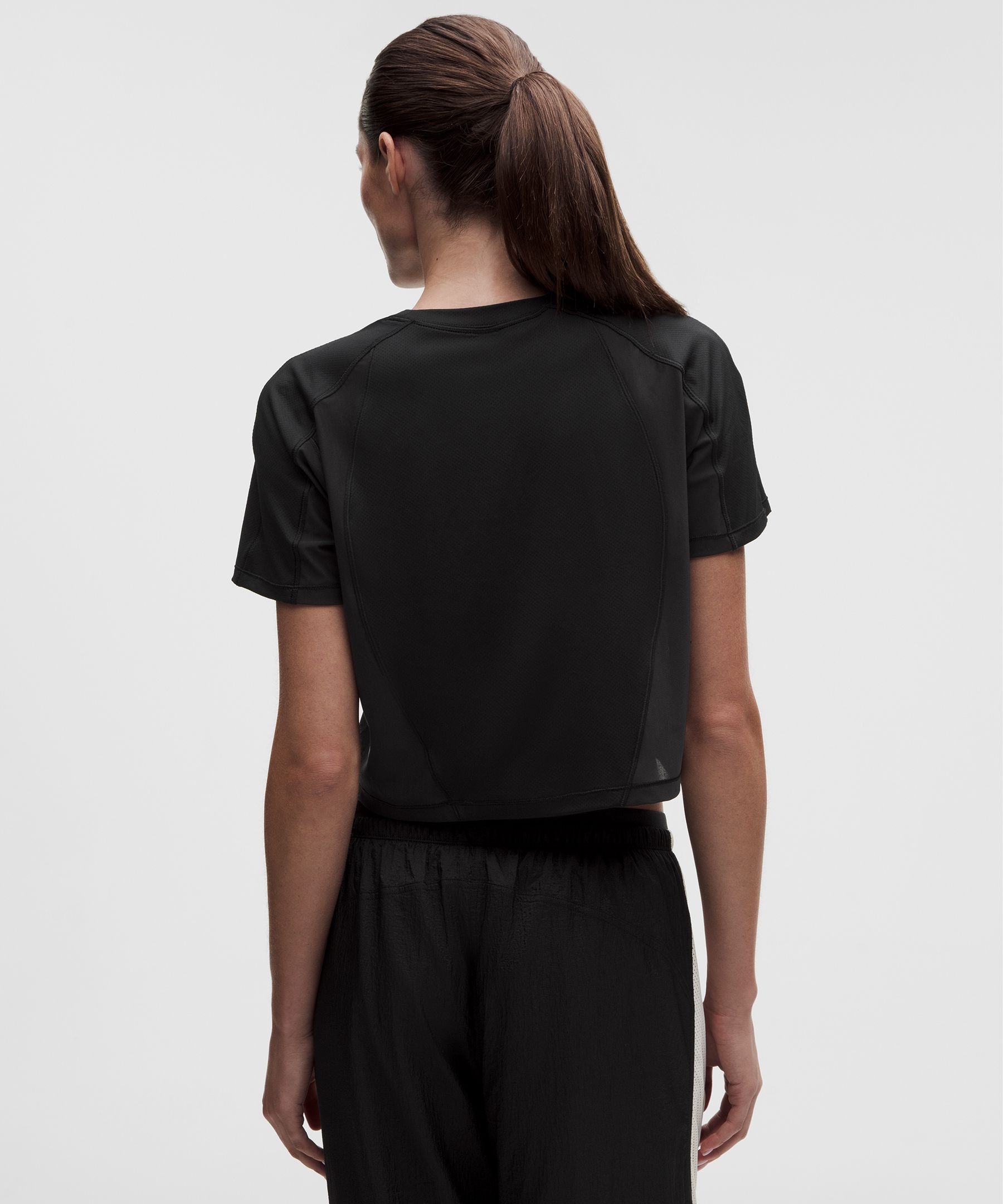 Mesh Panel Training Short-Sleeve Shirt