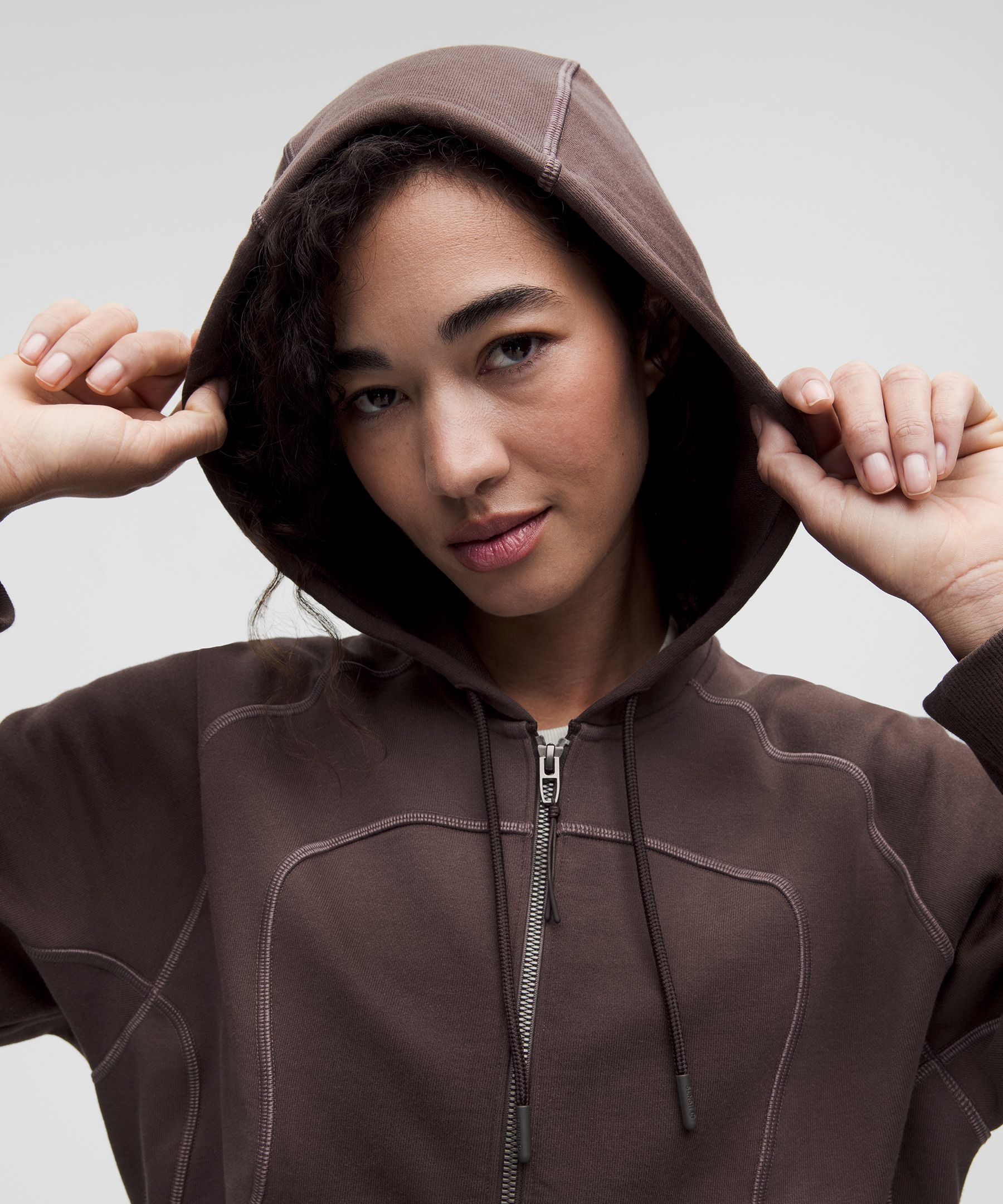 Sweat &agrave; capuche en French Terry d&eacute;lav&eacute; *Collection SLNSH