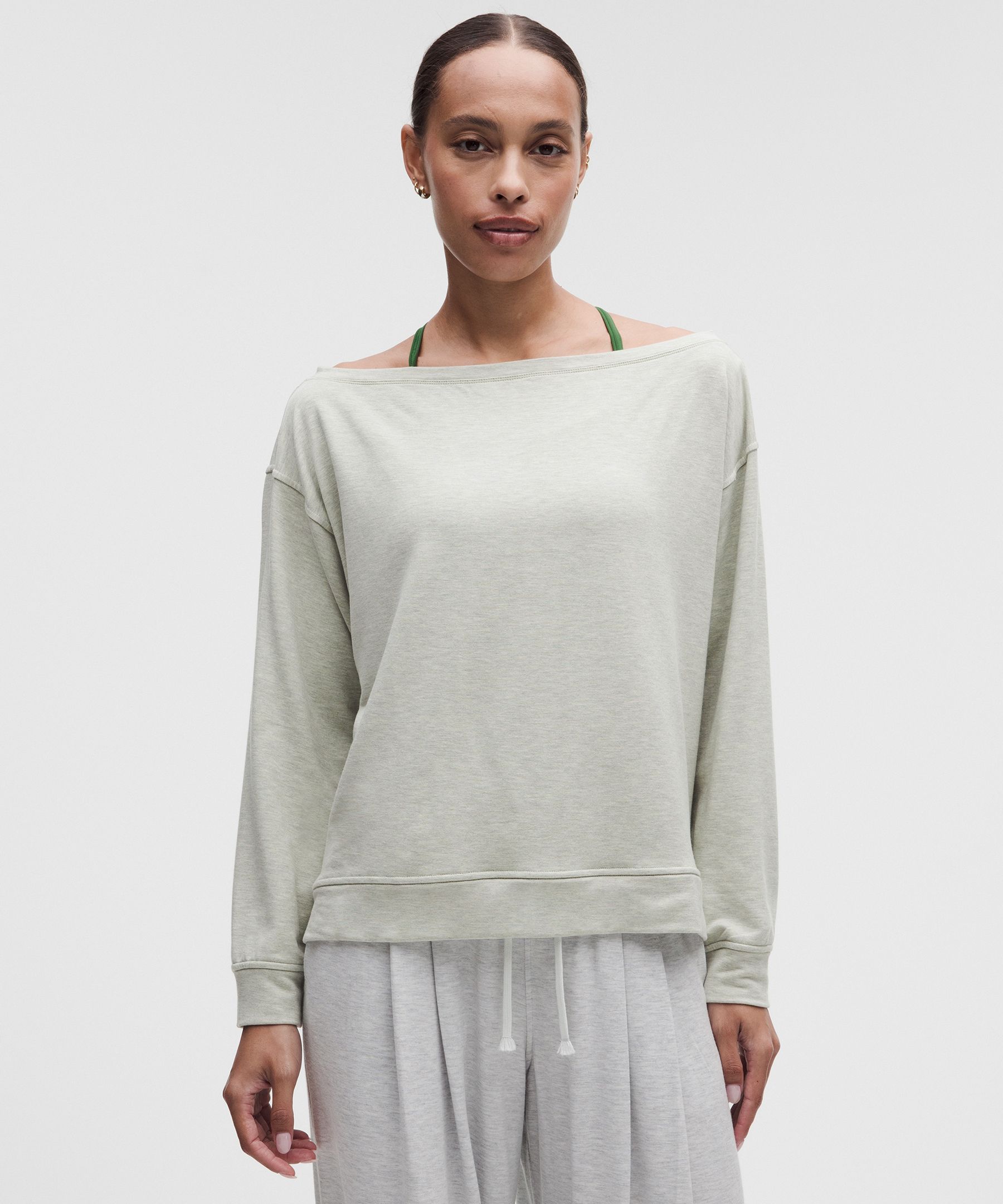 lululemon – Women’s BeCalm Oversized Boatneck Long-Sleeve Shirt – Color Grey – Size Medium