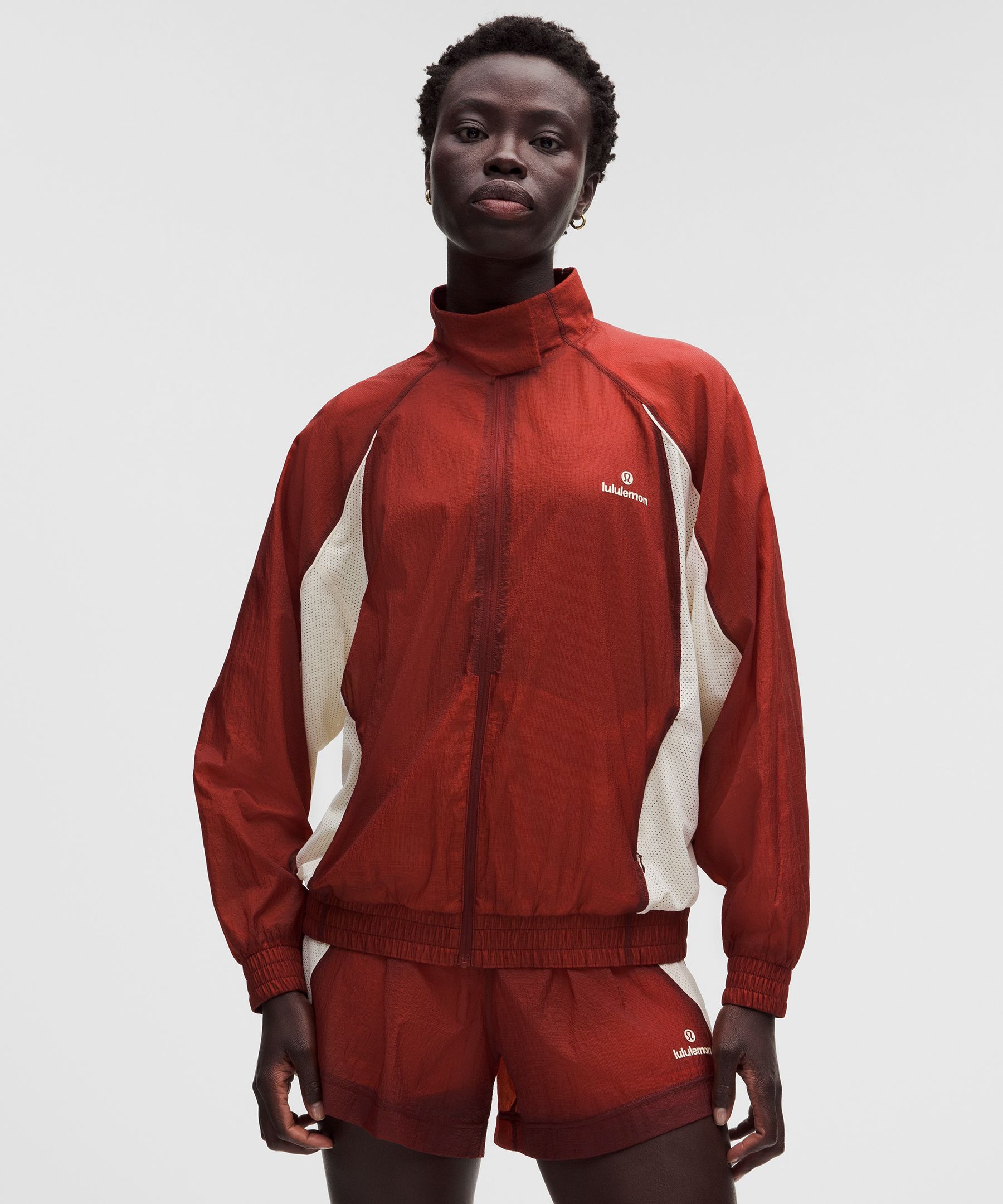 ultralightldn ナイロンジャケット License to Train Textured Nylon Jacket | Lululemon EU