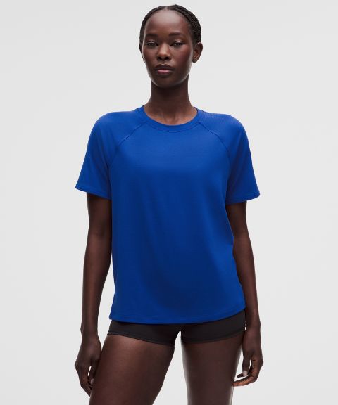 Женская футболка Lululemon License to Train Classic-Fit
