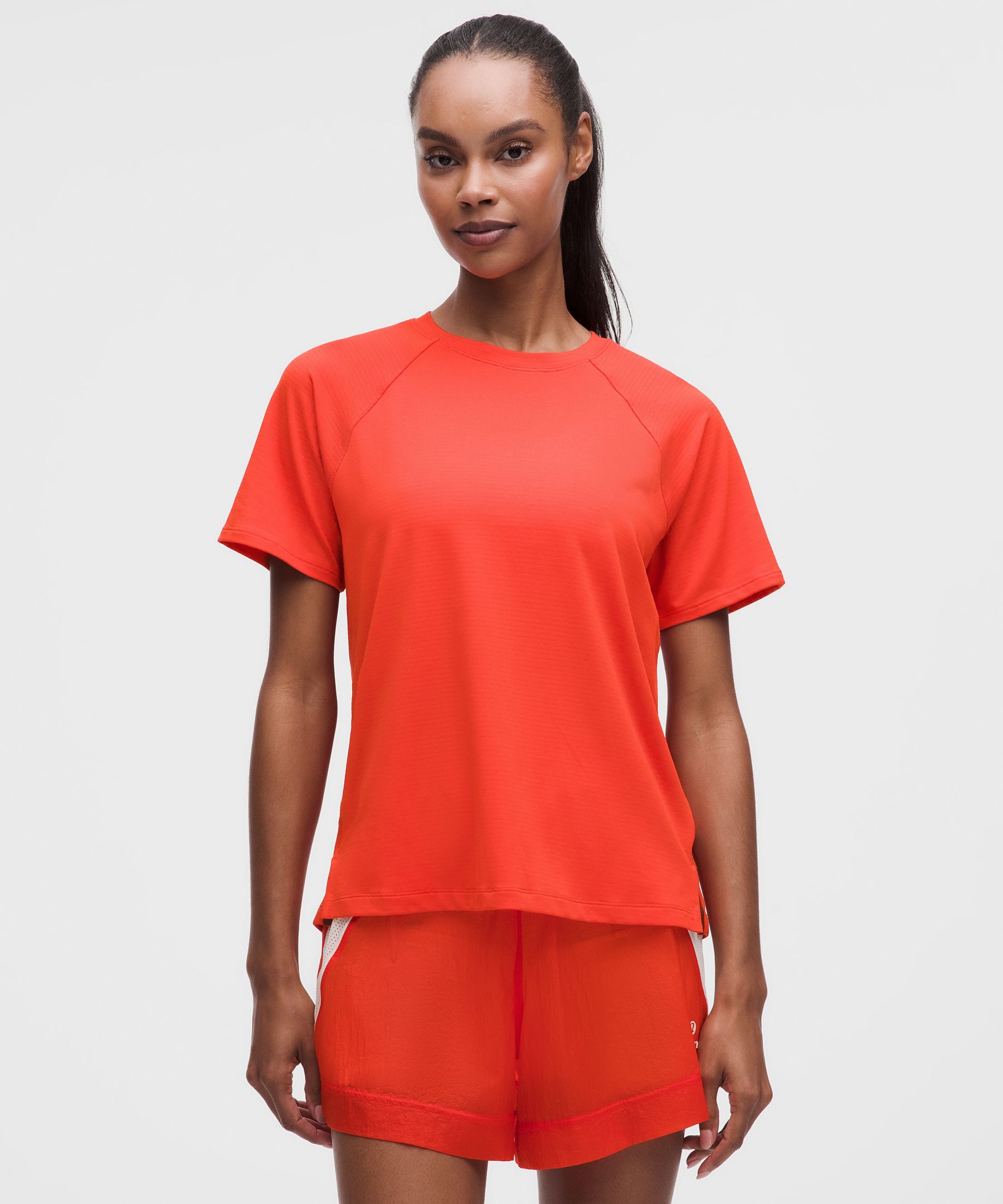 lululemon – Women’s License to Train Classic-Fit T-Shirt – Color Red – Size 14