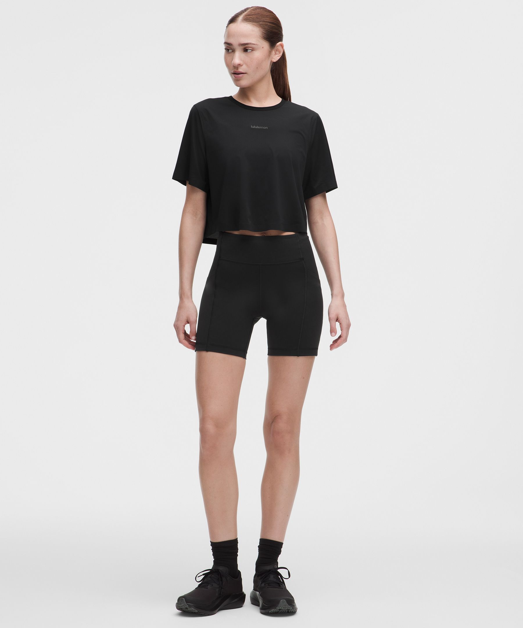 Lightweight Relaxed Running Short-Sleeve Shirt
