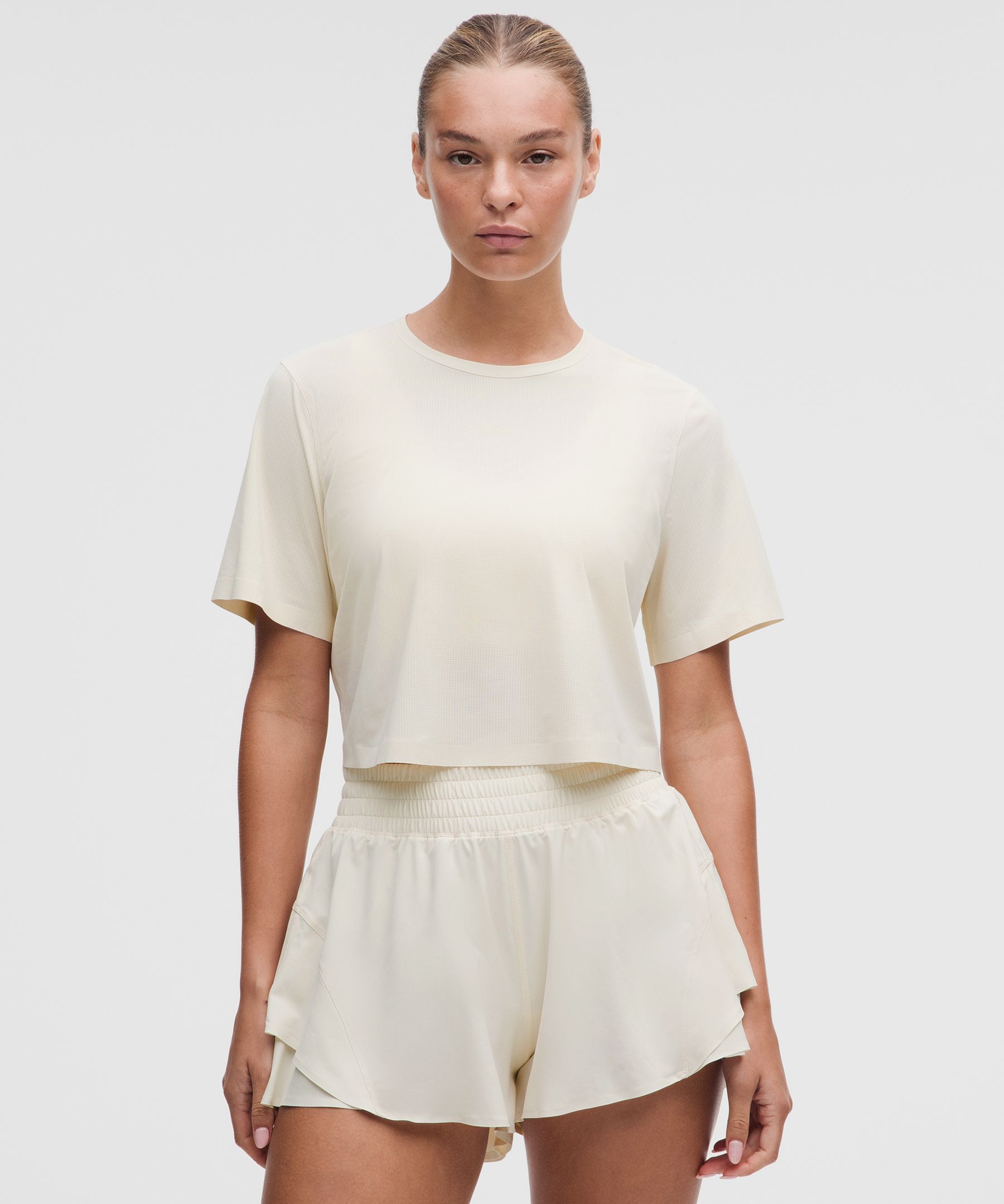 Lightweight Relaxed Running Short-Sleeve Shirt