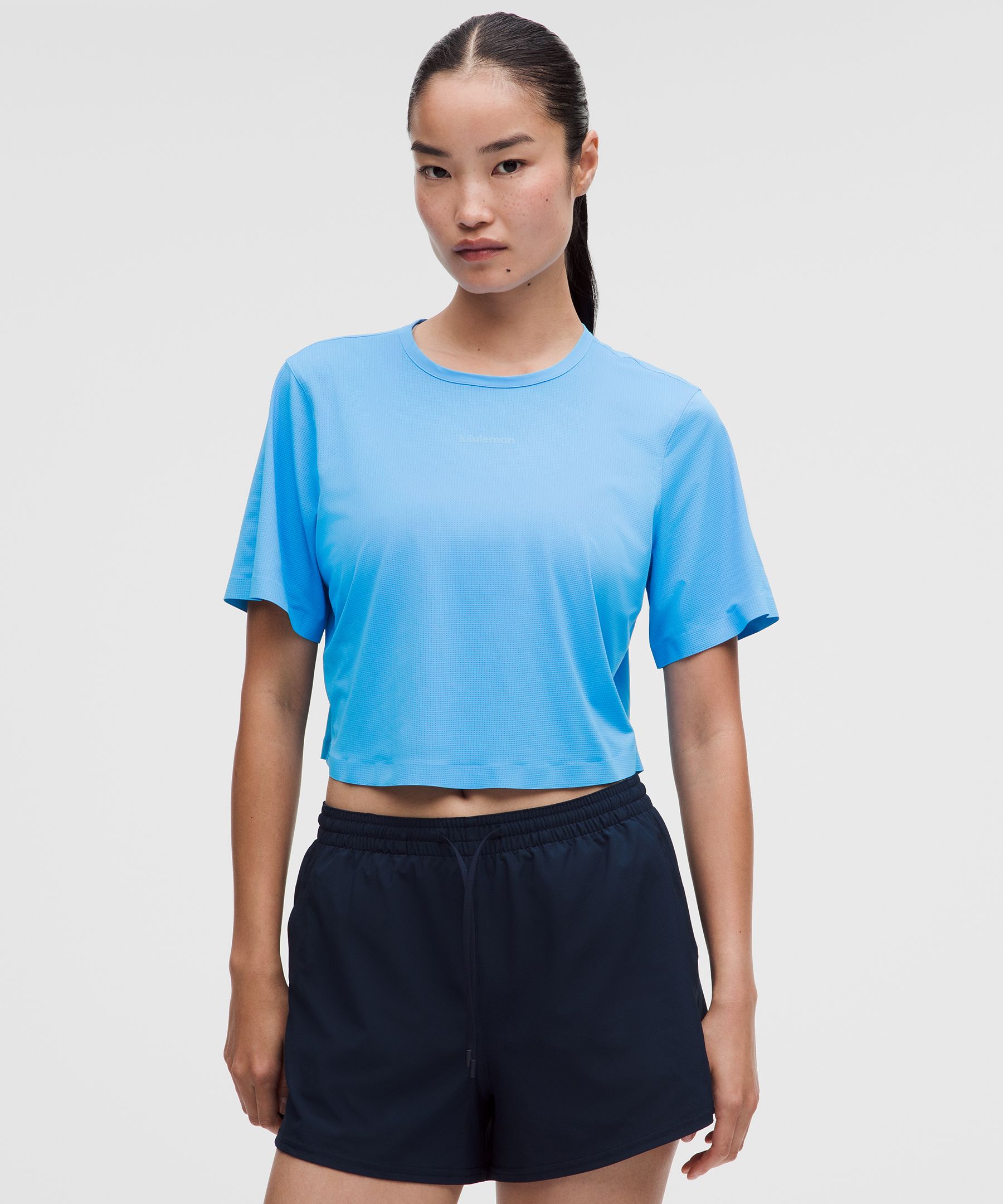 Lightweight Relaxed Running Short-Sleeve Shirt