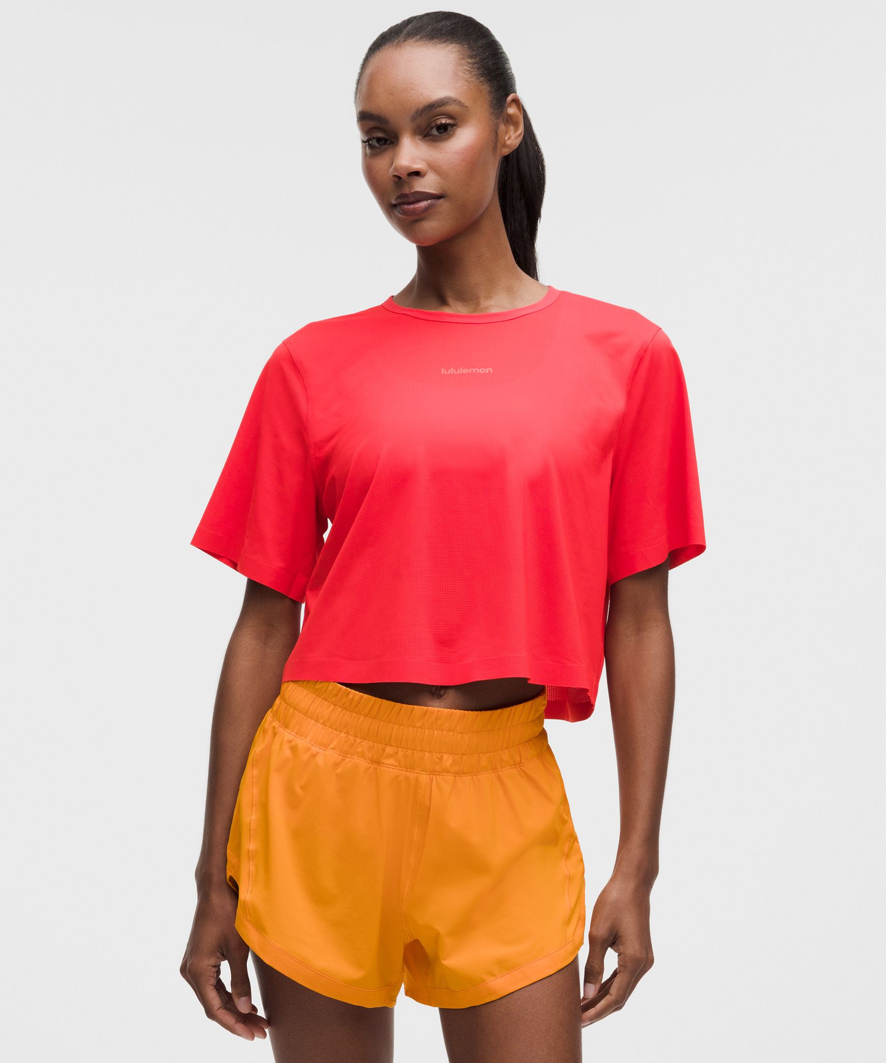 Lightweight Relaxed Running Short-Sleeve Shirt