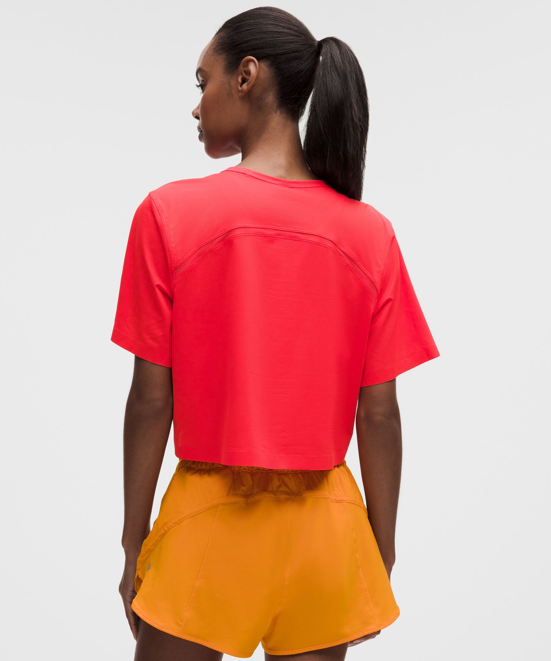 Lightweight Relaxed Running Short-Sleeve Shirt