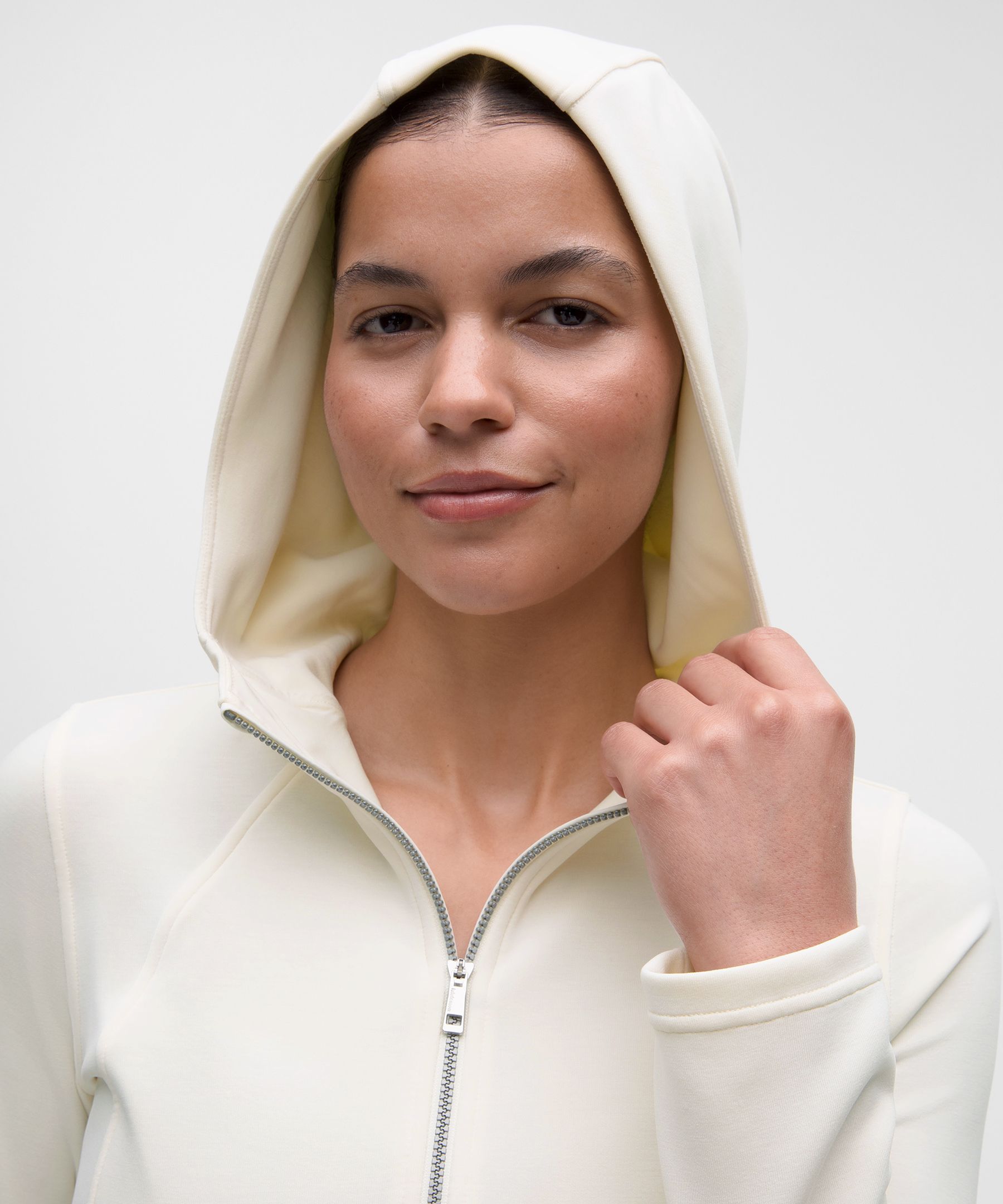 Sweat &agrave; capuche zipp&eacute; l&eacute;ger en Softstreme&trade;