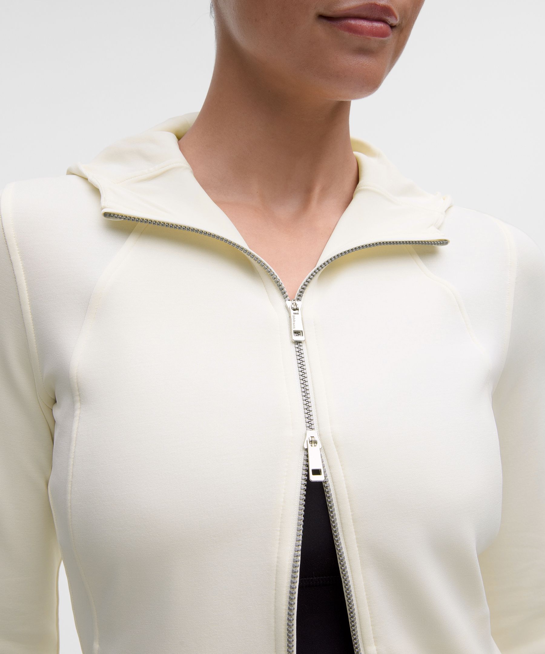 Sweat &agrave; capuche zipp&eacute; l&eacute;ger en Softstreme&trade;