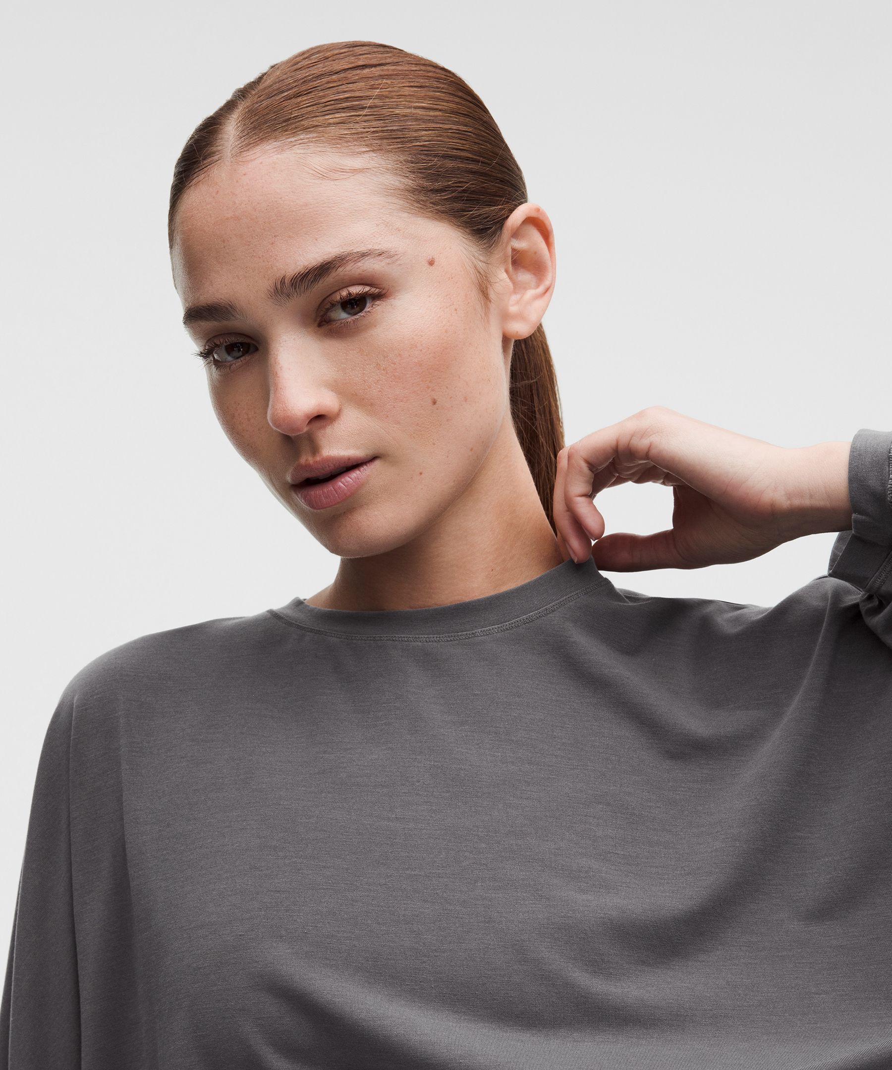 EasySet Relaxed-Fit Cropped Long-Sleeve Shirt
