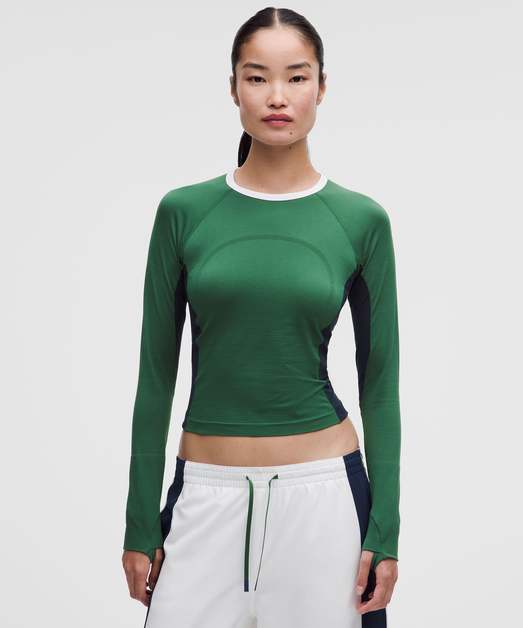 lululemon – Women’s Swiftly Tech Long-Sleeve 2.0 Waist Length Colour Block – Color White/Blue – Size 14