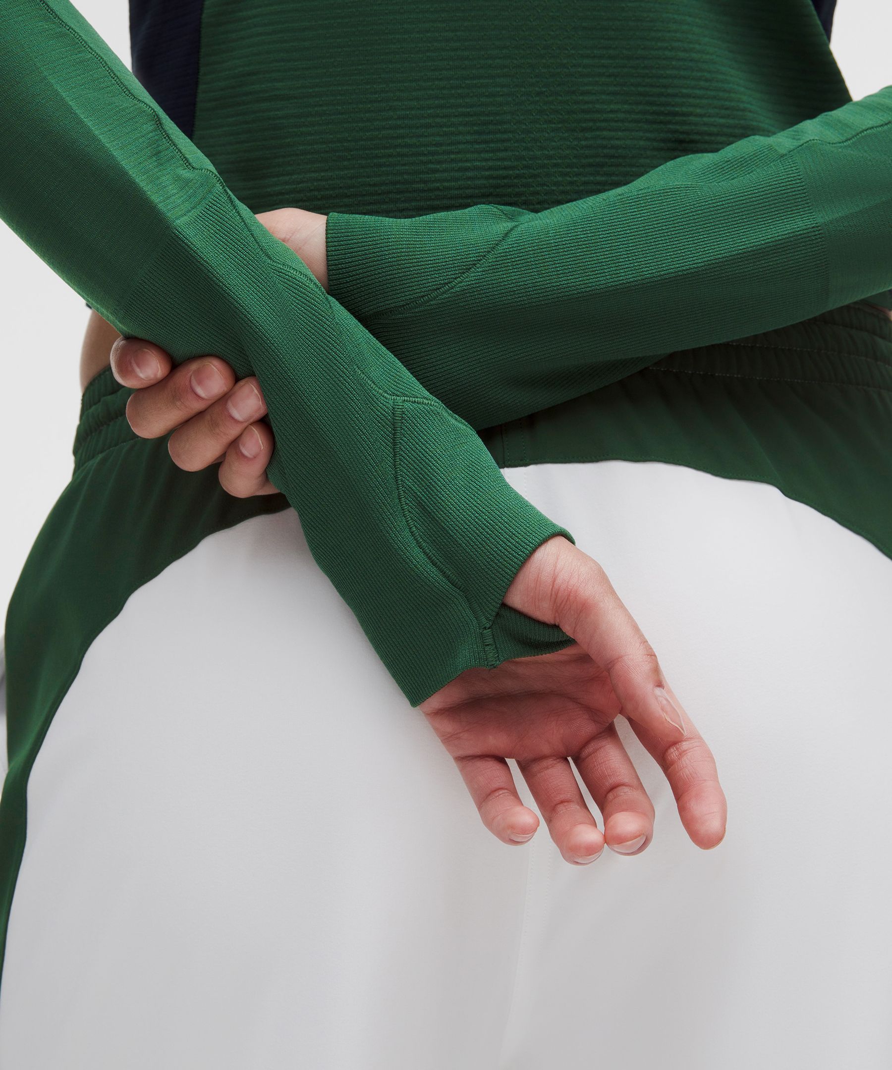 Swiftly Tech Long-Sleeve 2.0 Waist Length *Colour Block