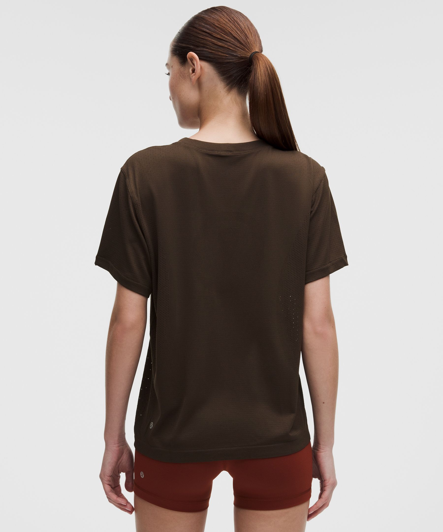 Swiftly Relaxed Short-Sleeve Shirt Hip Length *Logo