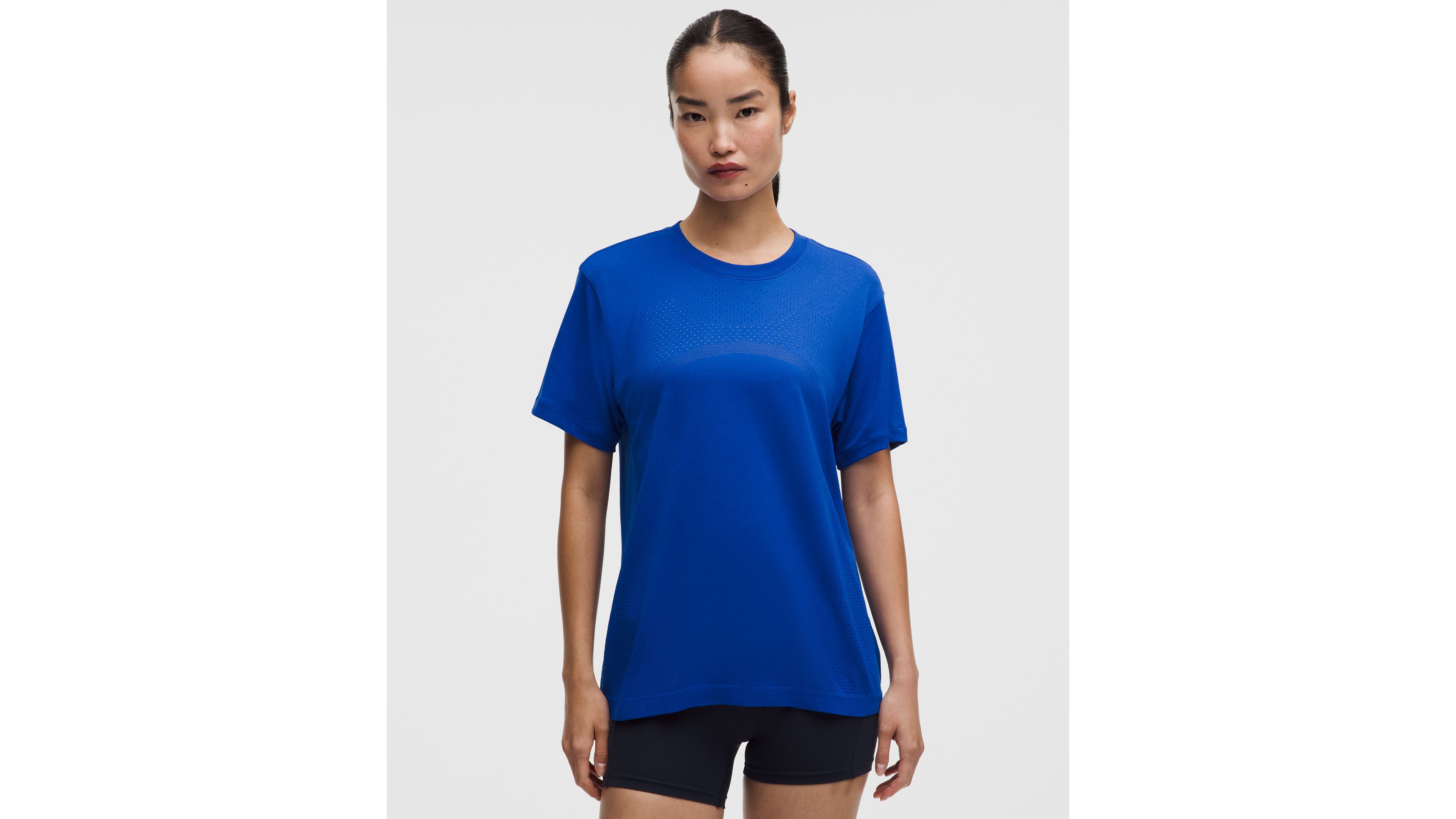 Swiftly Relaxed Short-Sleeve Shirt Hip Length *Logo