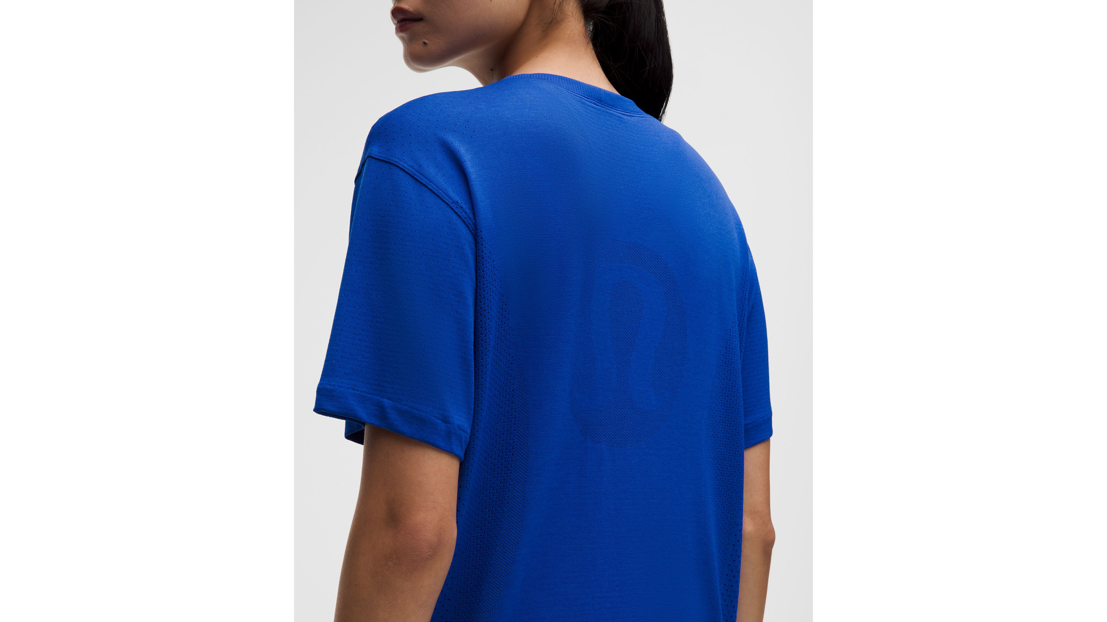 Swiftly Relaxed Short-Sleeve Shirt Hip Length *Logo