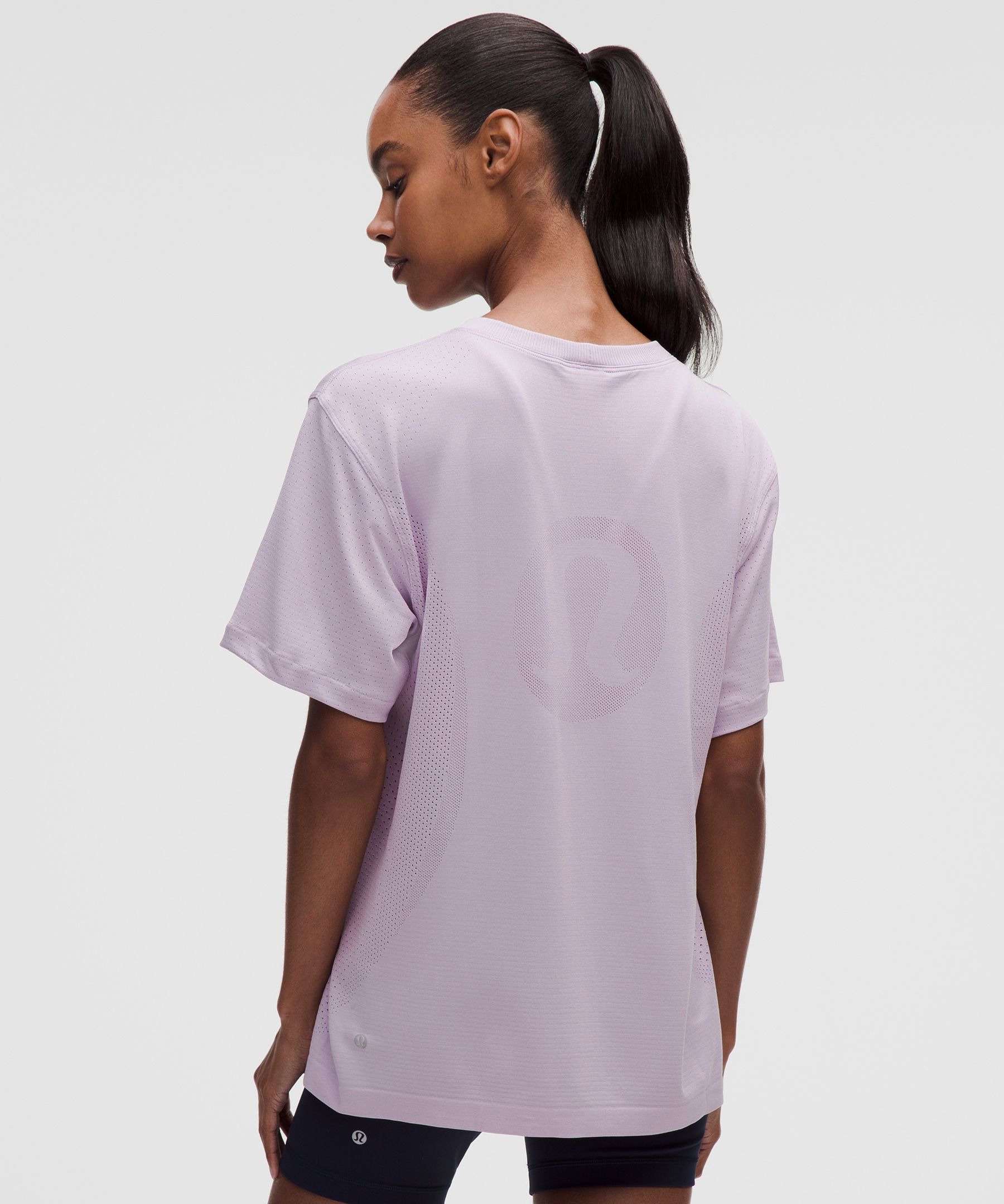 Swiftly Relaxed Short-Sleeve Shirt Hip Length *Logo