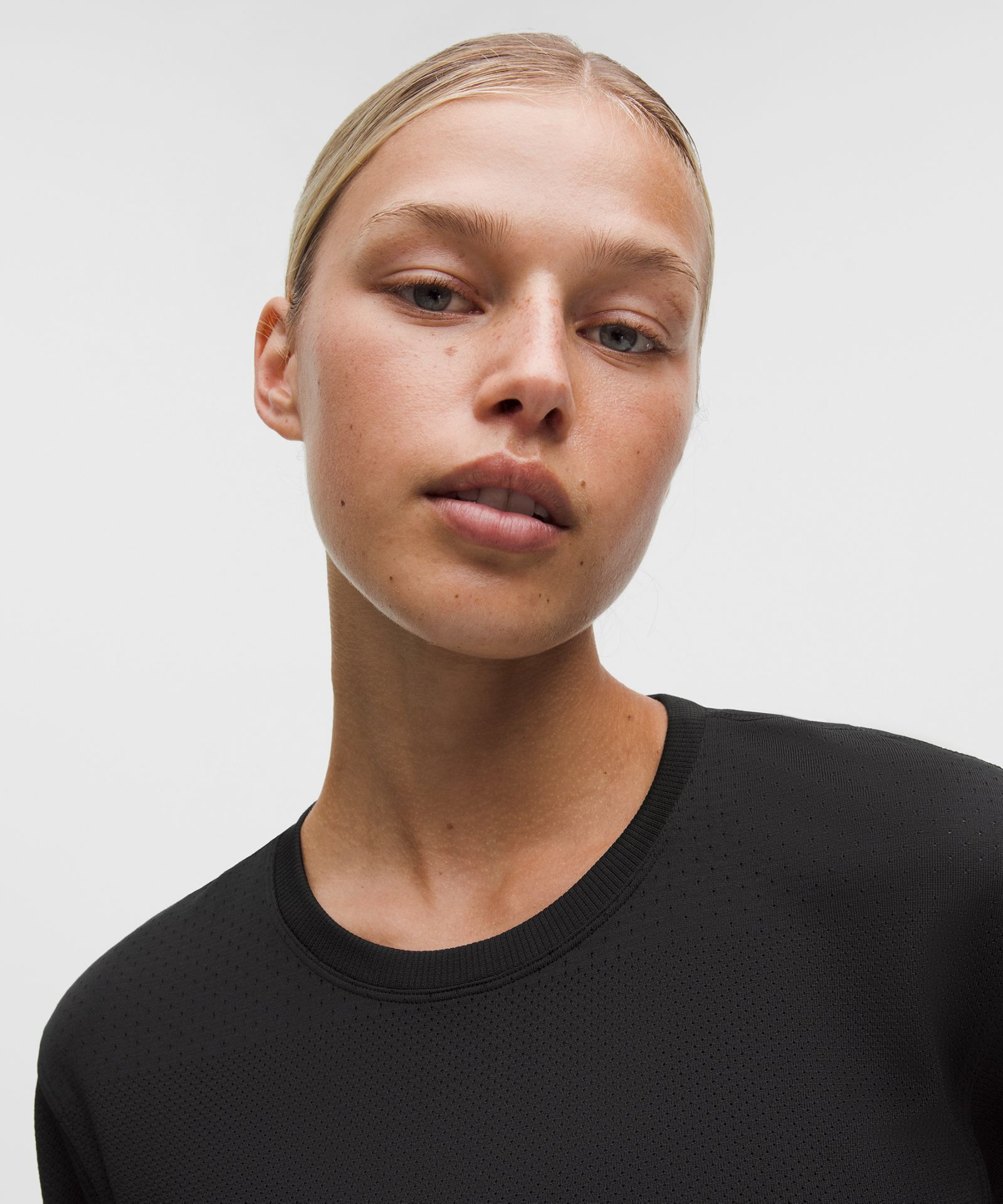 Lululemon Swiftly Perforated Stripe Short-Sleeve Shirt — фото 4