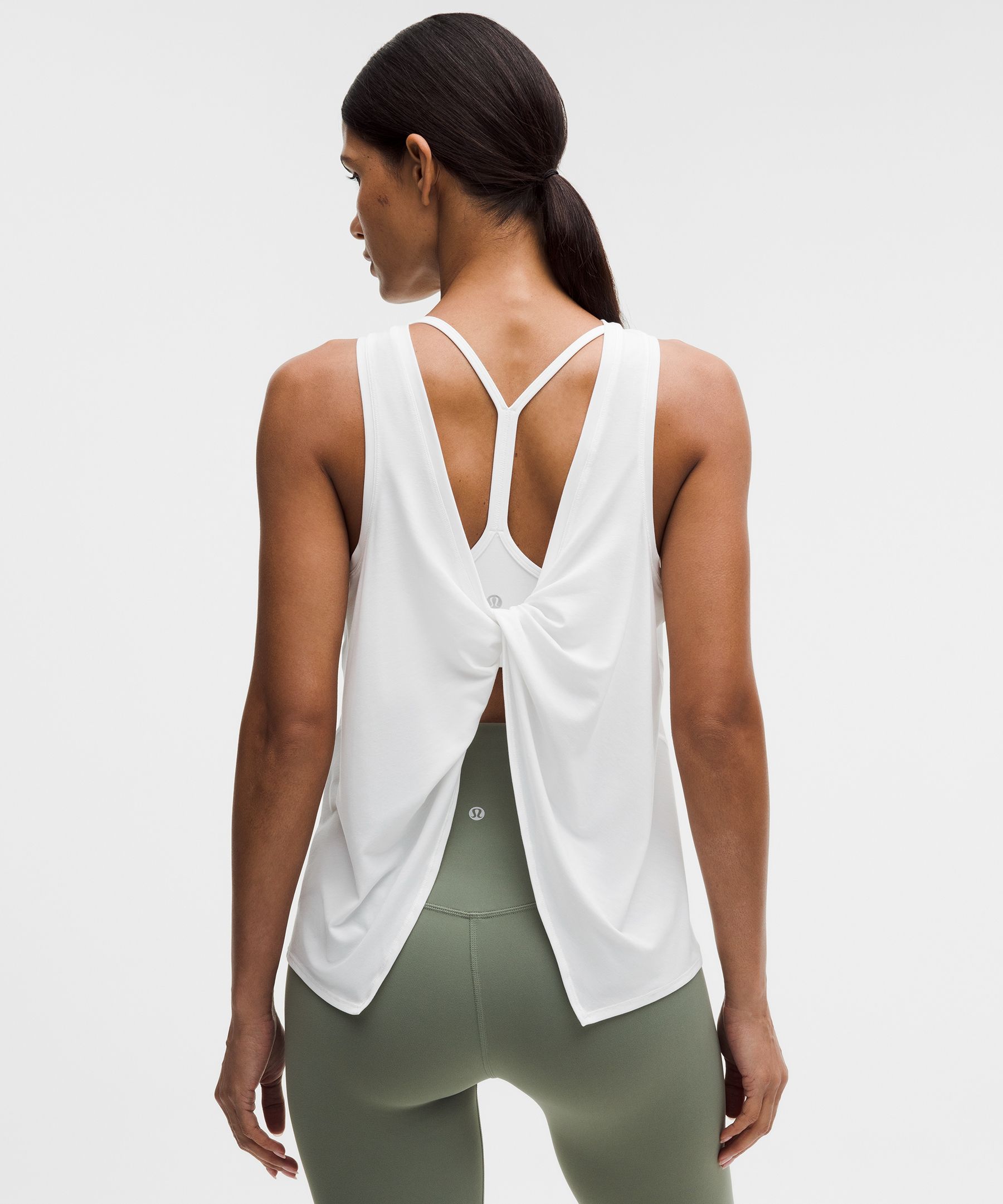 Flow Y 2-in-1 バックツイストタンクトップ | タンクトップ | Lululemon JP
