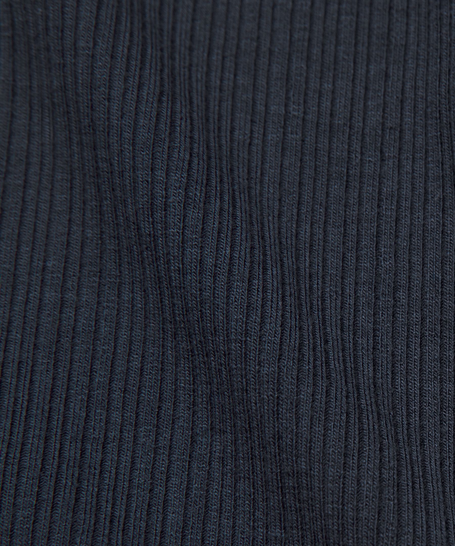 Hold Tight Micro-Rib V-Neck Long-Sleeve Shirt