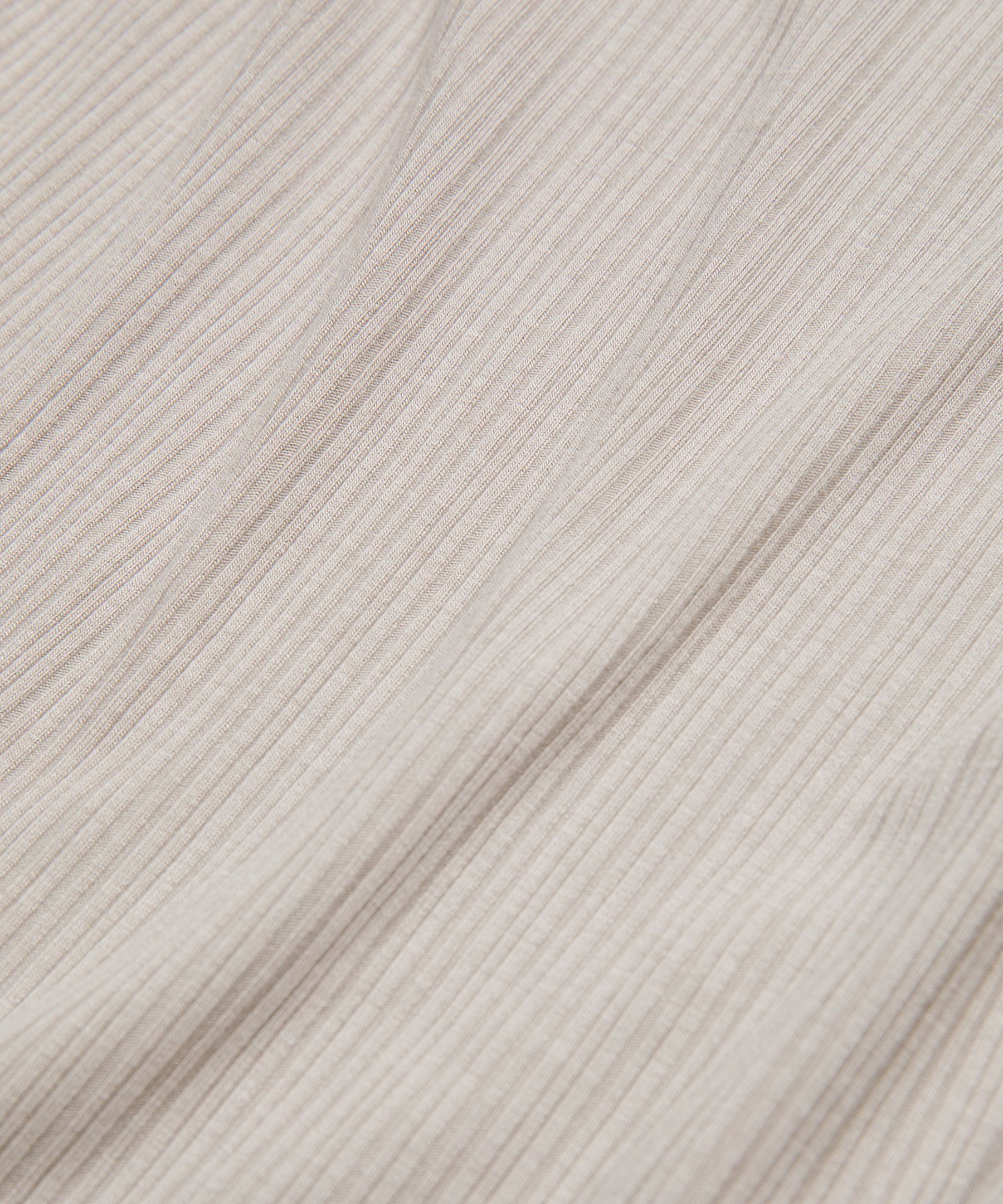 Hold Tight Micro-Rib V-Neck Long-Sleeve Shirt