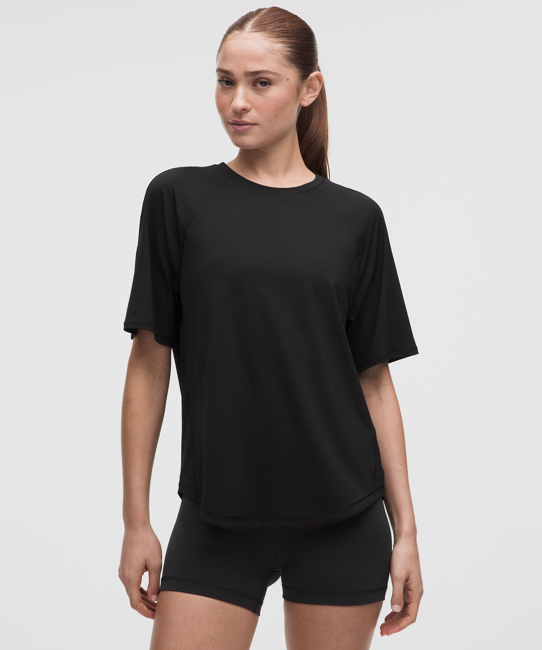 Relaxed-Fit Training Short-Sleeve Shirt