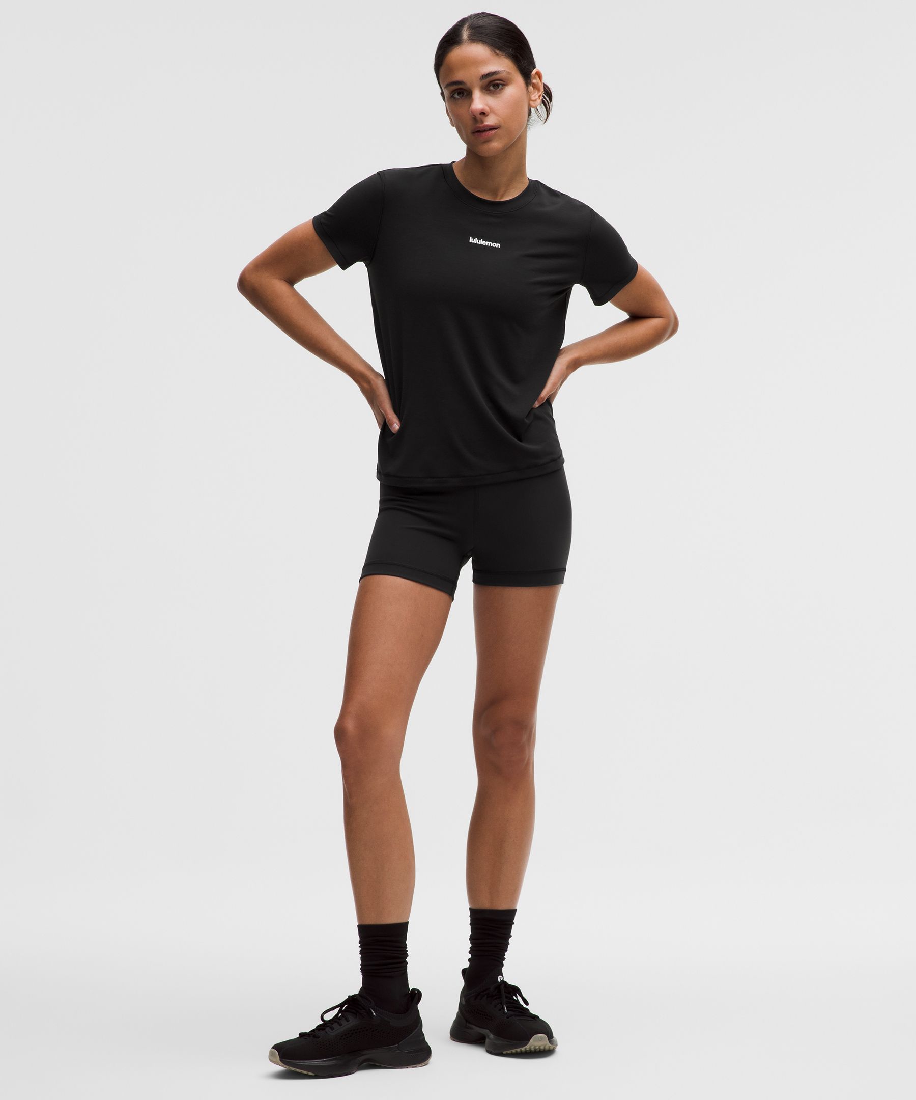 Jersey Training Classic-Fit T-Shirt *Wordmark