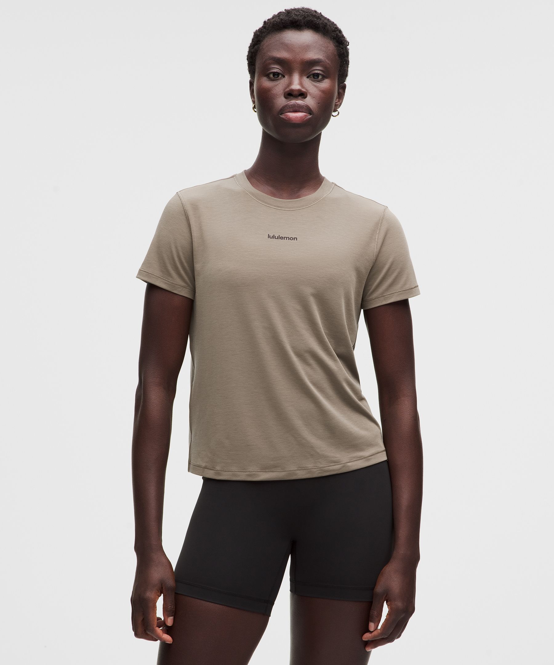 Jersey Training Classic-Fit T-Shirt *Wordmark