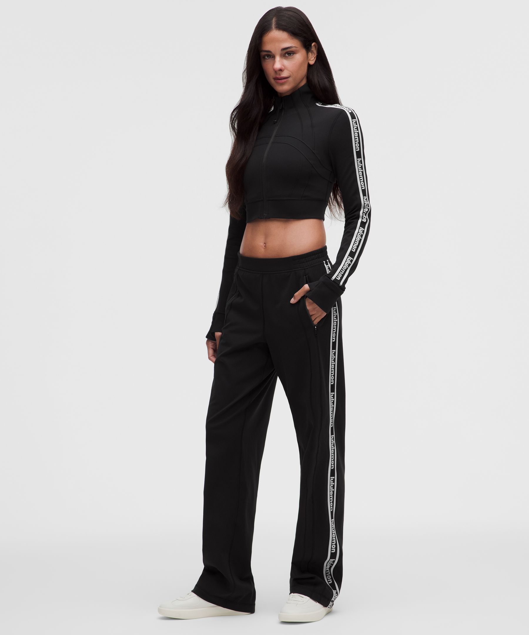 Define Luon Cropped Track Jacket *Wordmark