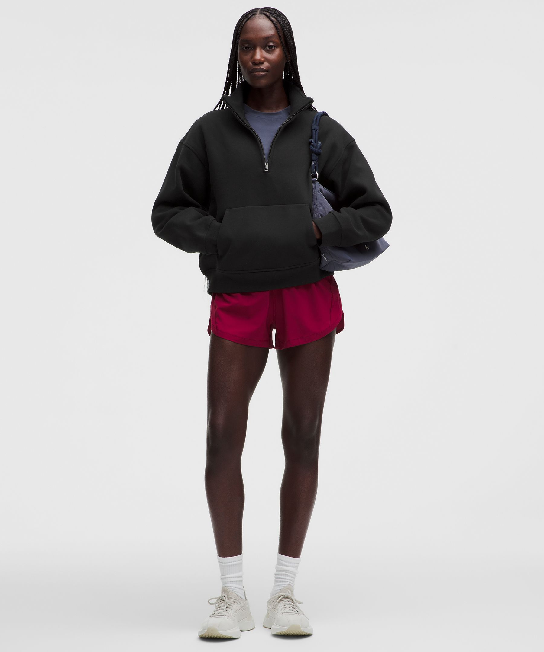 Sudadera Steady State de SuperLoft con cuello tipo funnel y medio cierre para mujer