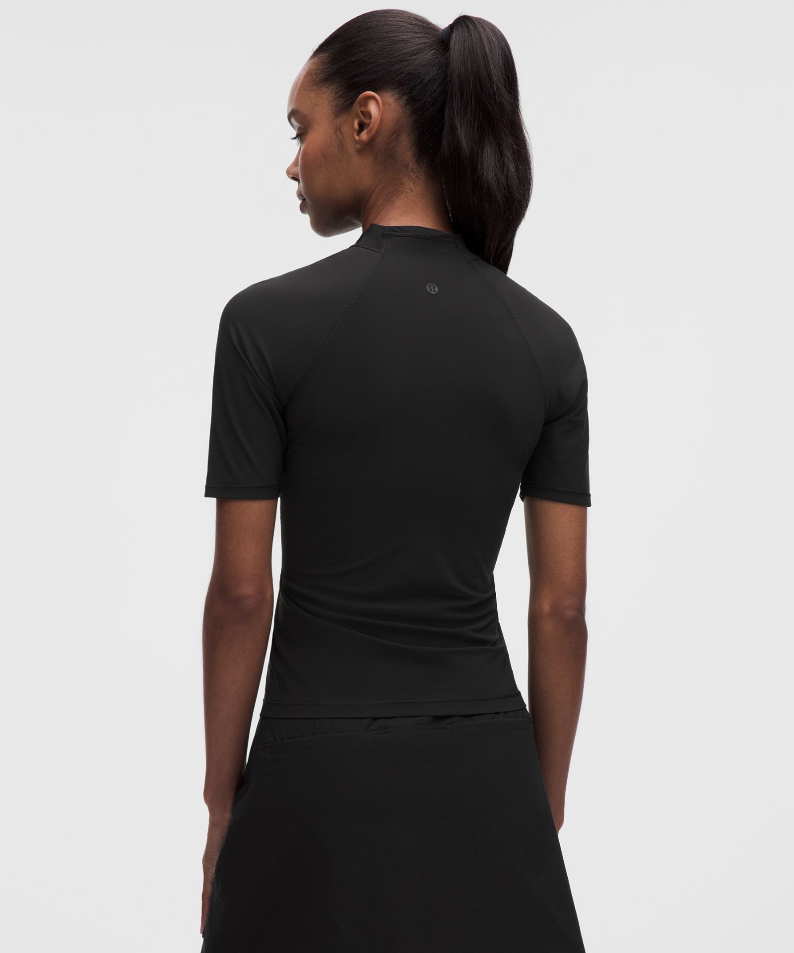 Женская рубашка Lululemon Lightweight Mockneck с коротким рукавом — фото 3