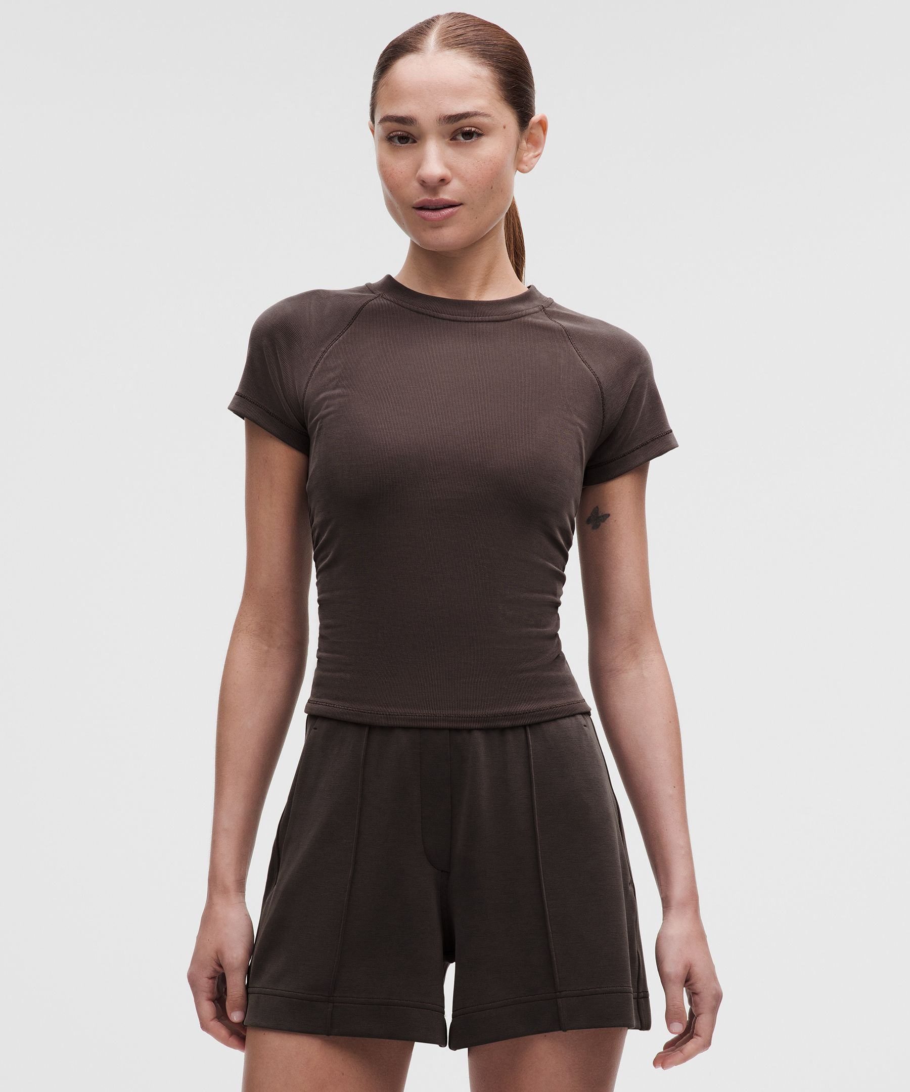 lululemon – Women’s Micro-Rib Drapey Softstreme Baby Tee – Color Brown – Size Medium
