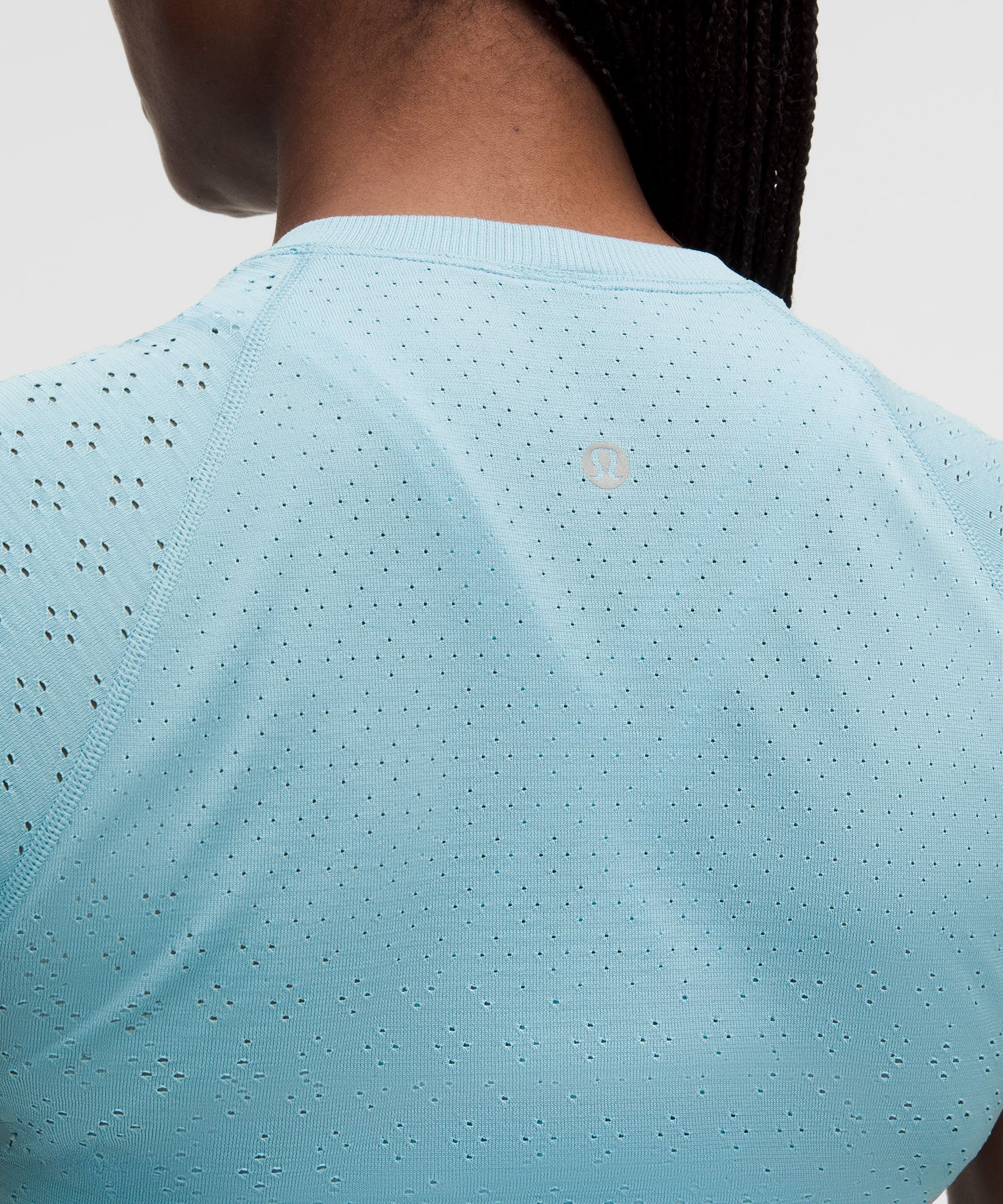 Swiftly Tech Cropped Short-Sleeve Shirt 2.0
