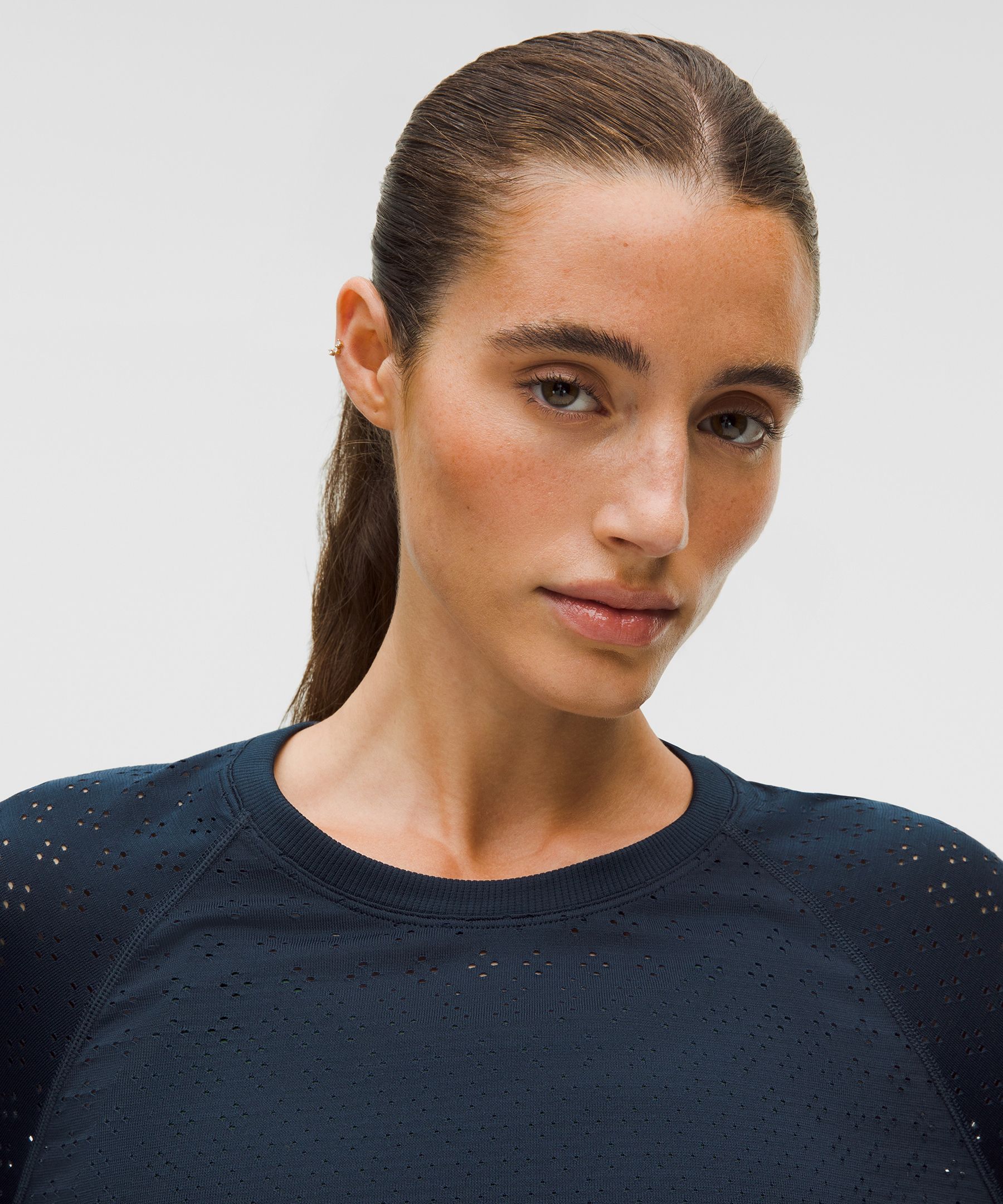 Swiftly Tech Long-Sleeve Shirt 2.0 *Waist Length