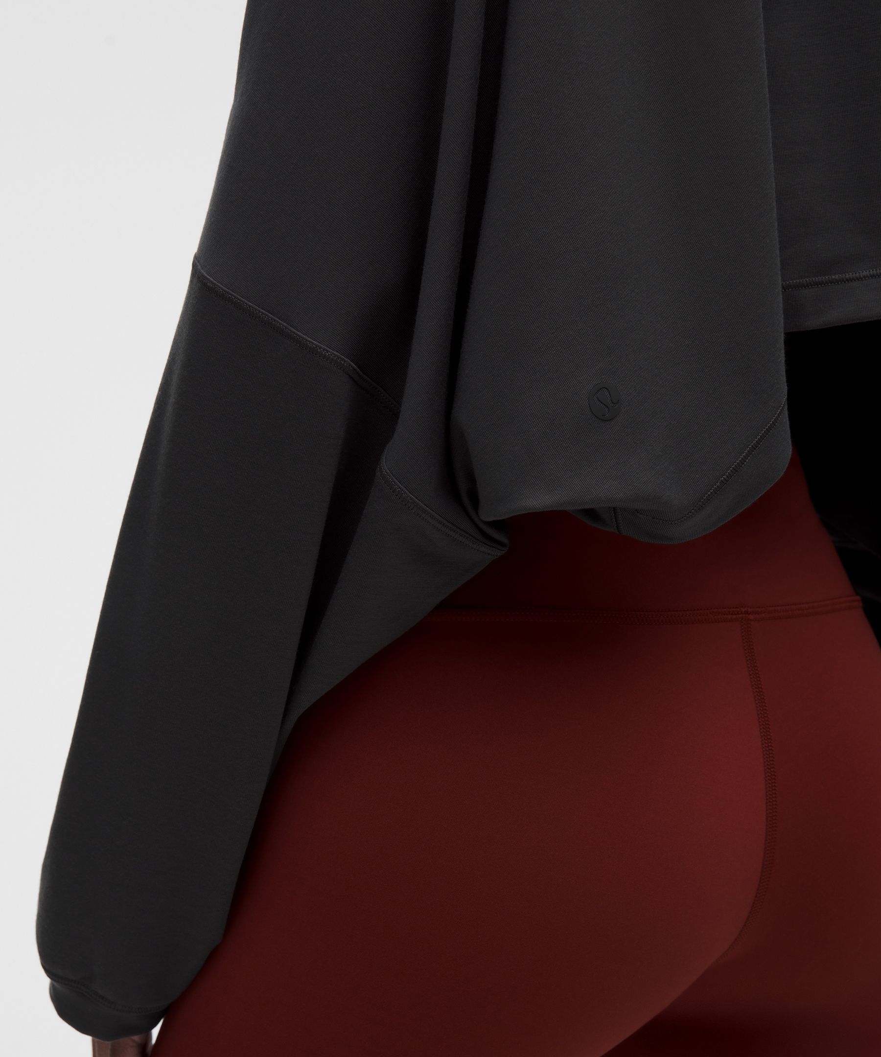 EasySet Relaxed-Fit Cropped Long-Sleeve Shirt *Wordmark